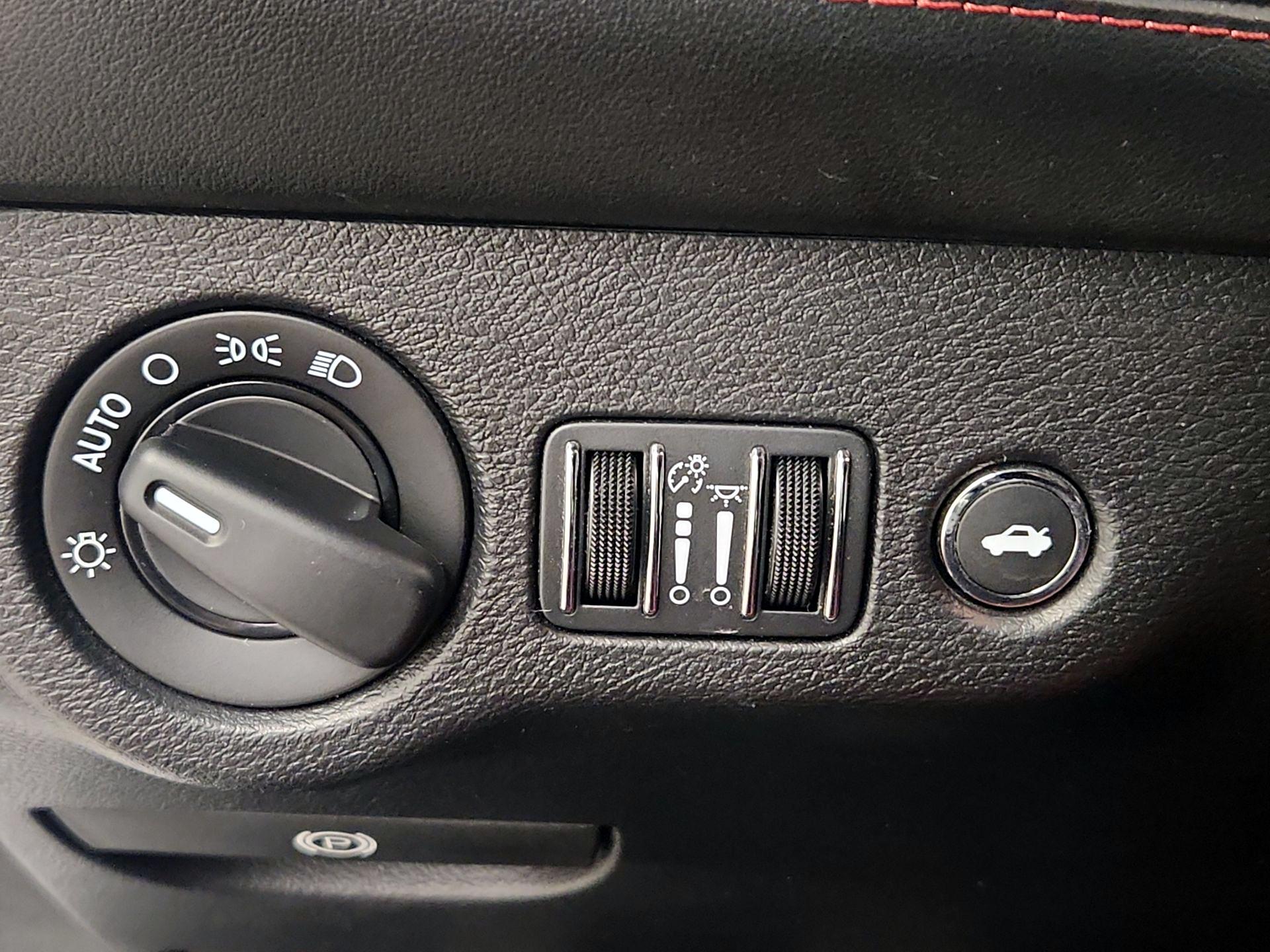 Thumbnail: 2020 Dodge Challenger - 13