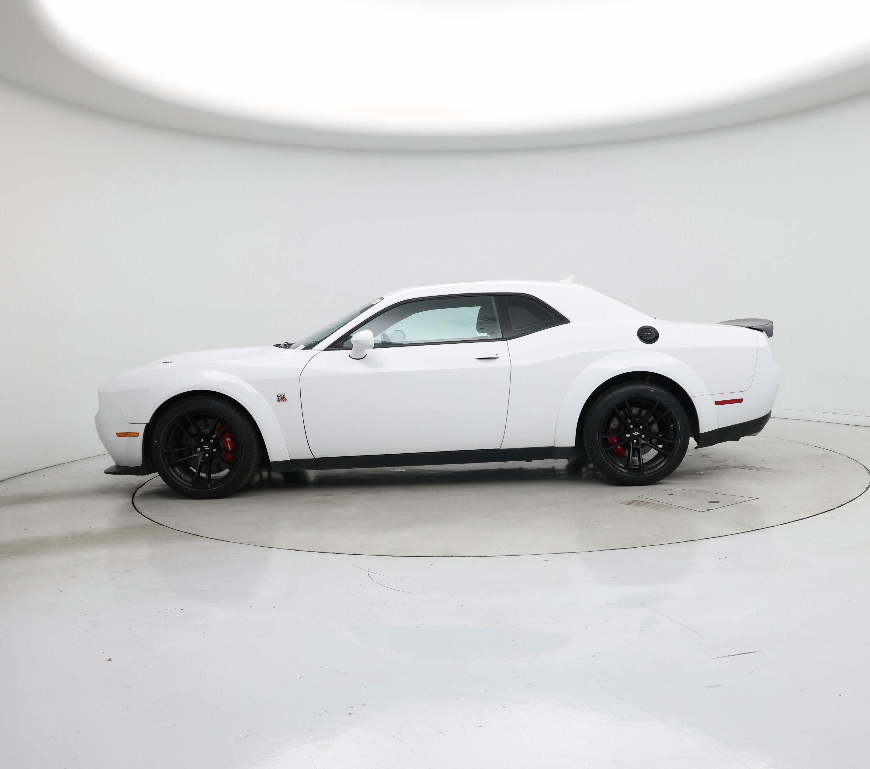 Thumbnail: 2020 Dodge Challenger - 3