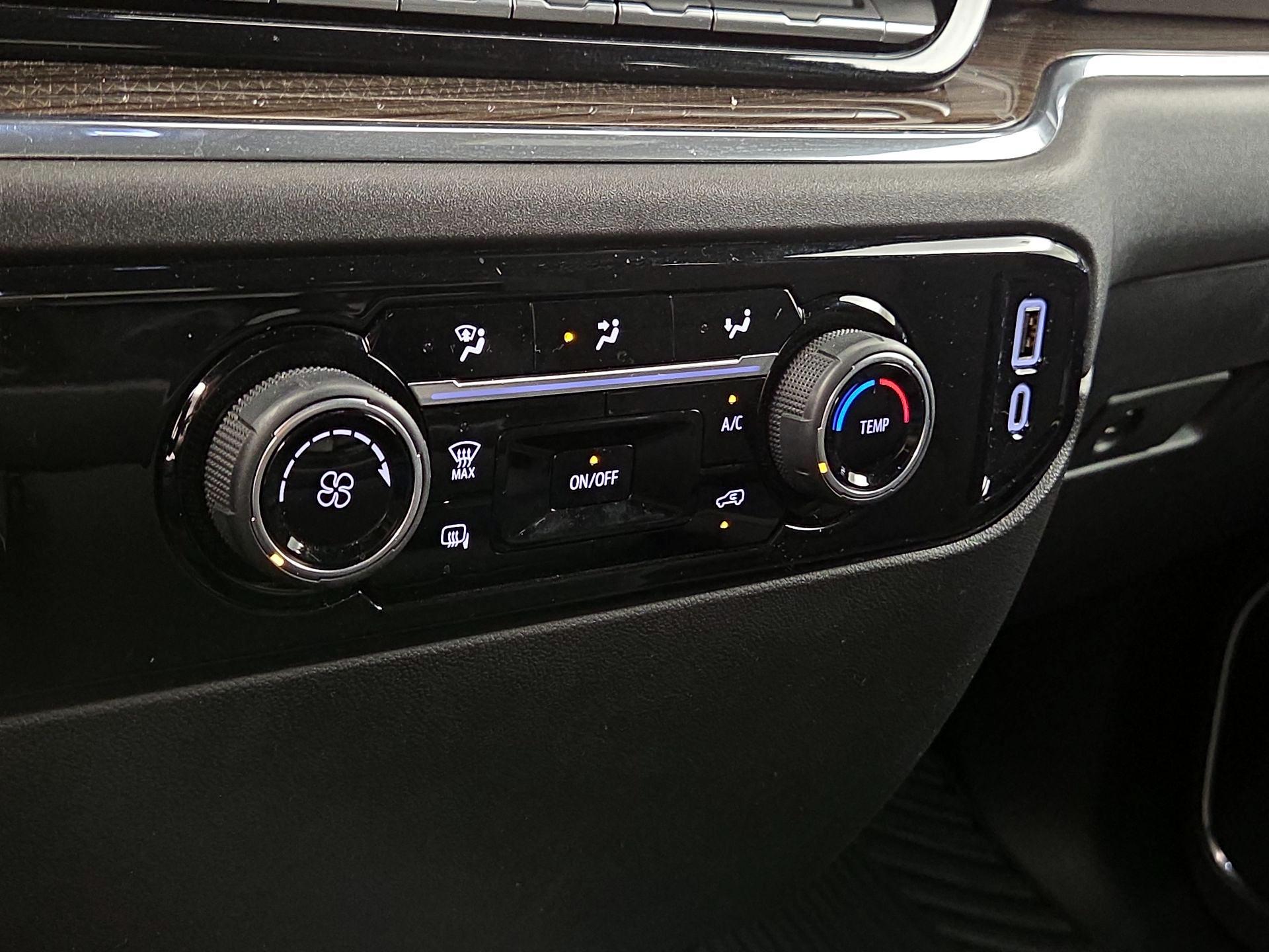 Thumbnail: 2024 Chevrolet Silverado 2500 - 16