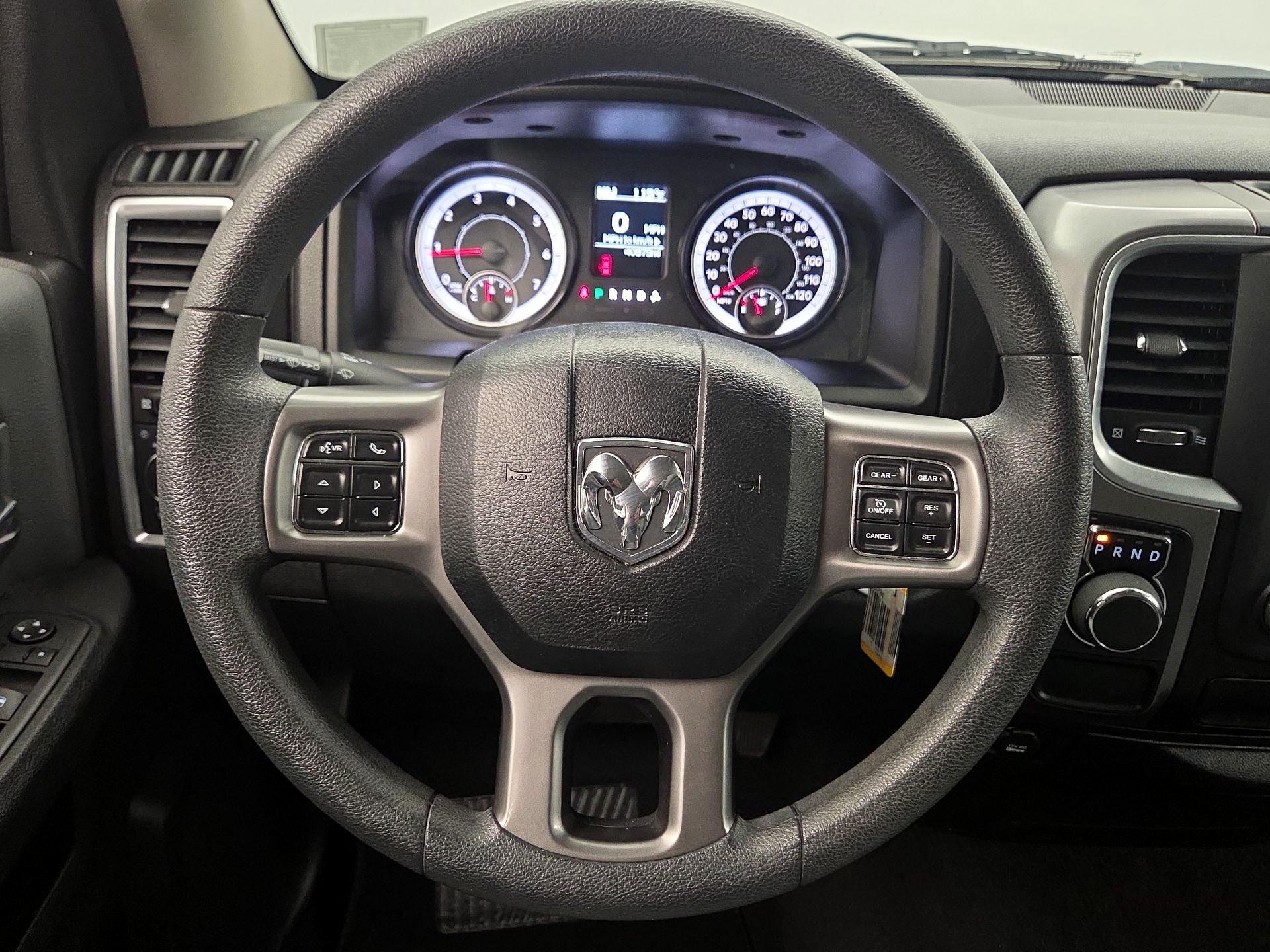 Thumbnail: 2024 RAM 1500 Classic - 10