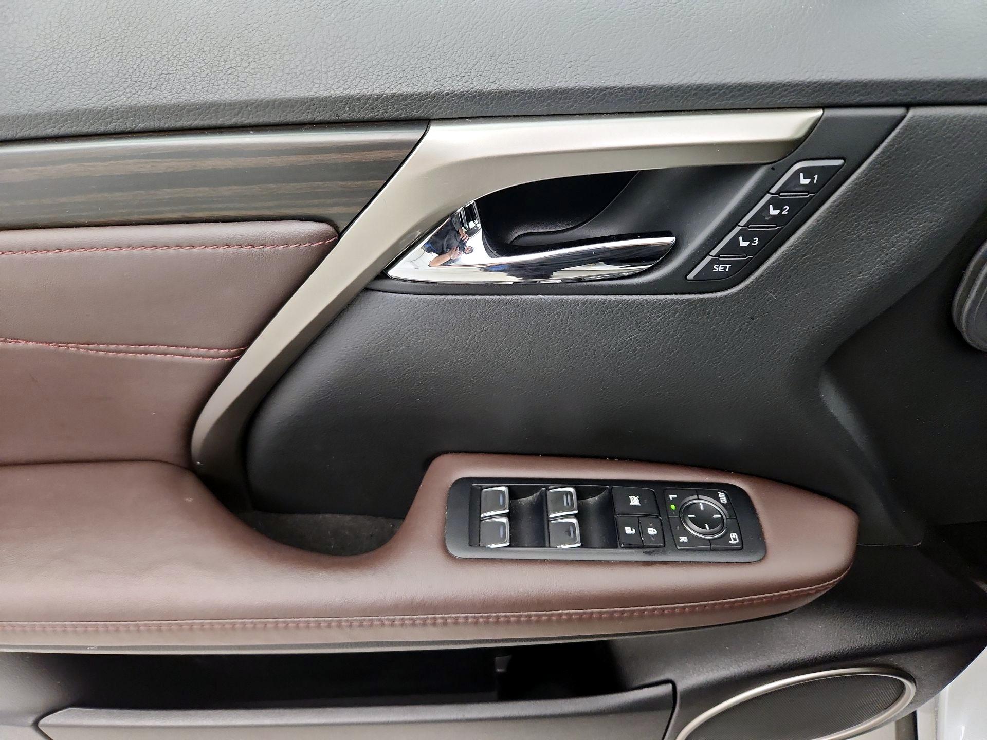 Thumbnail: 2017 Lexus RX - 12