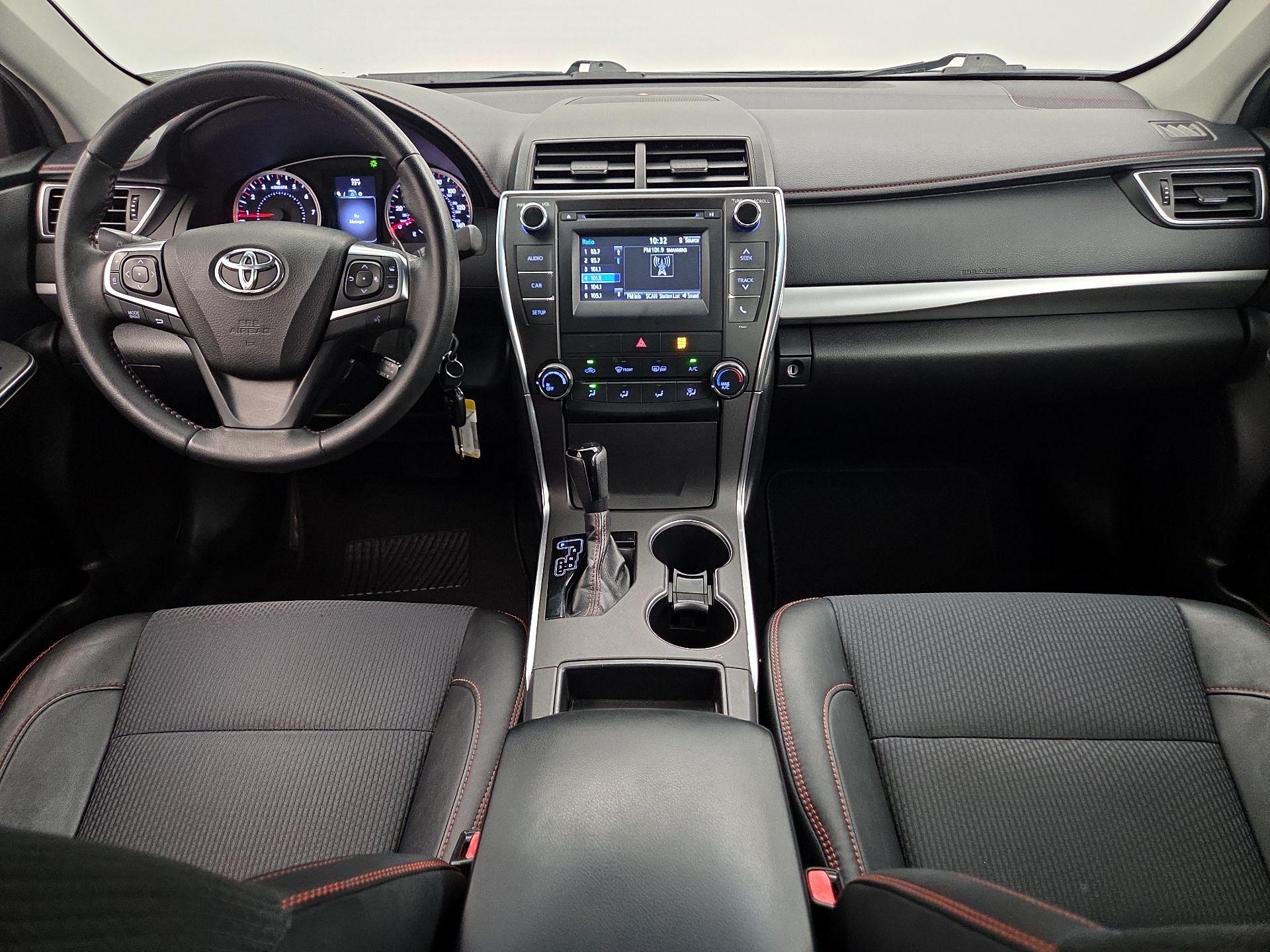 Thumbnail: 2016 Toyota Camry - 9