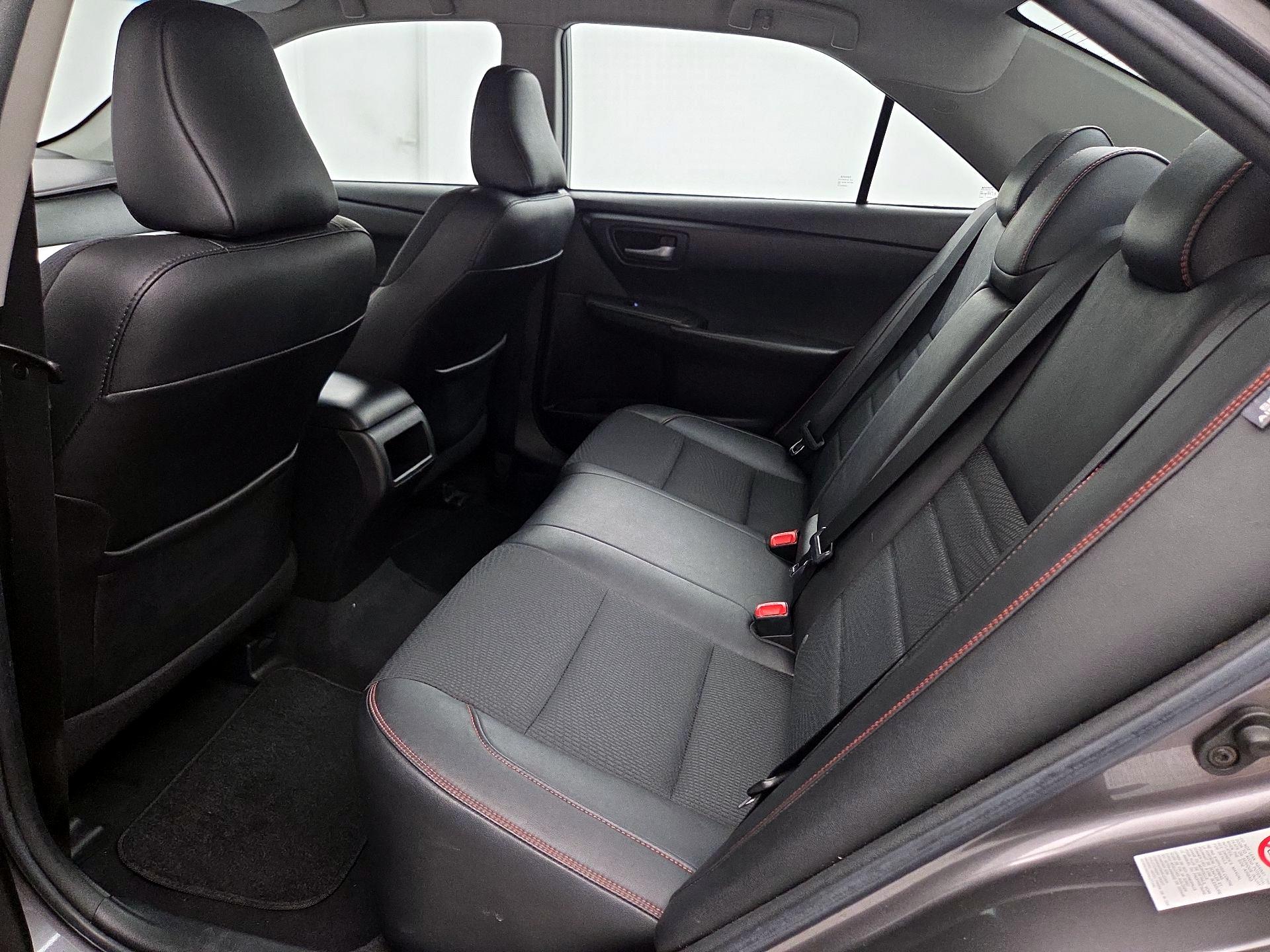 Thumbnail: 2016 Toyota Camry - 19