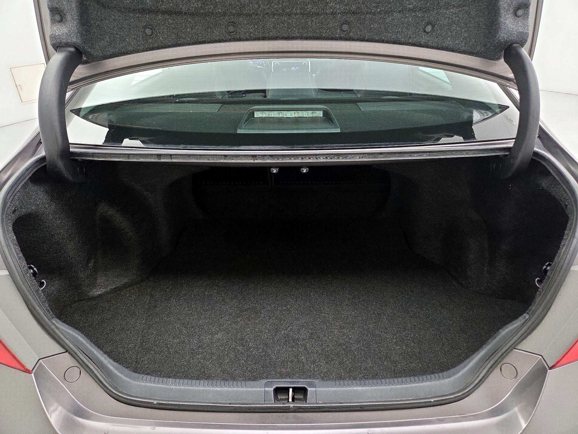 Thumbnail: 2016 Toyota Camry - 20