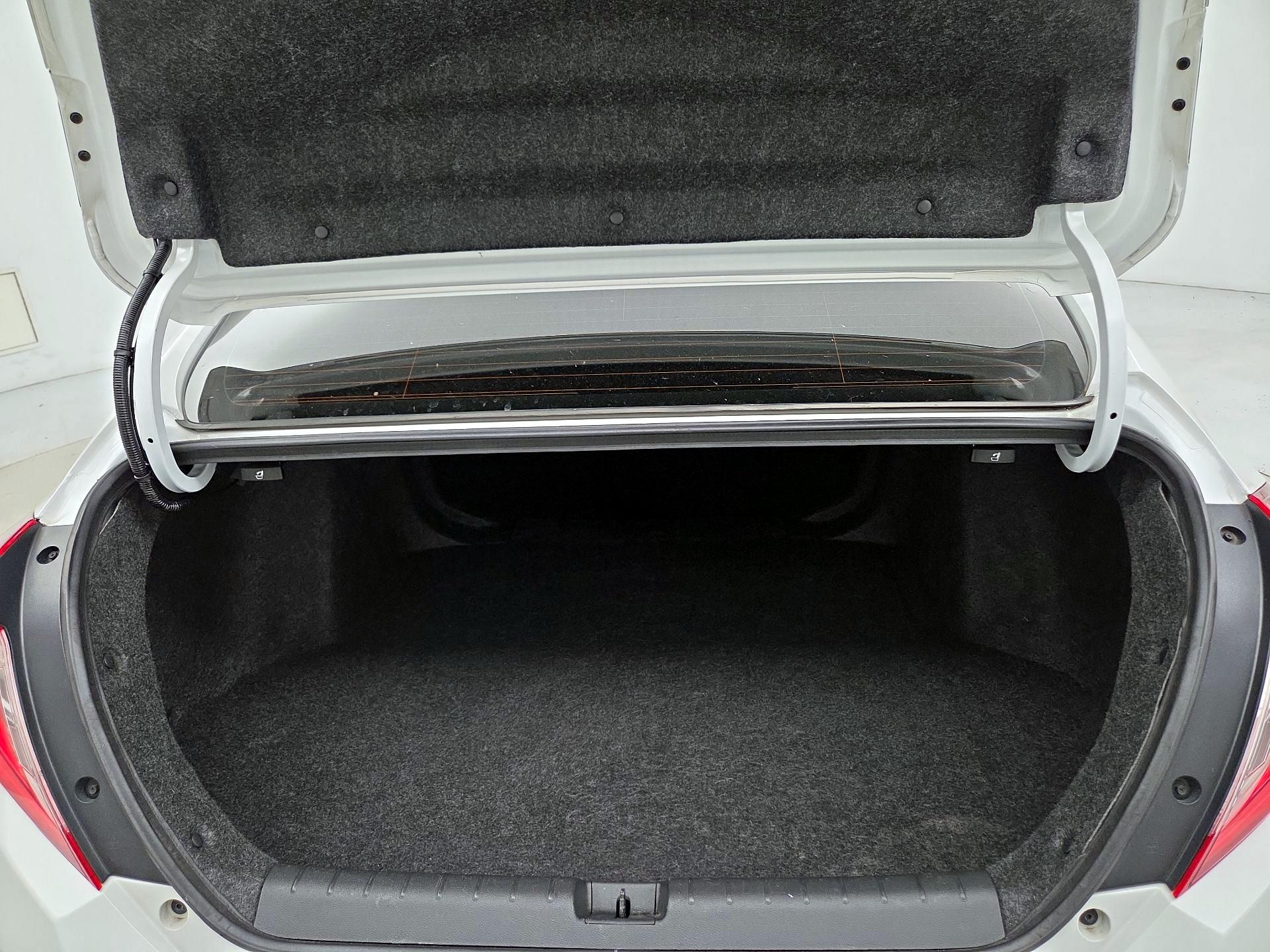 Thumbnail: 2019 Honda Civic - 19