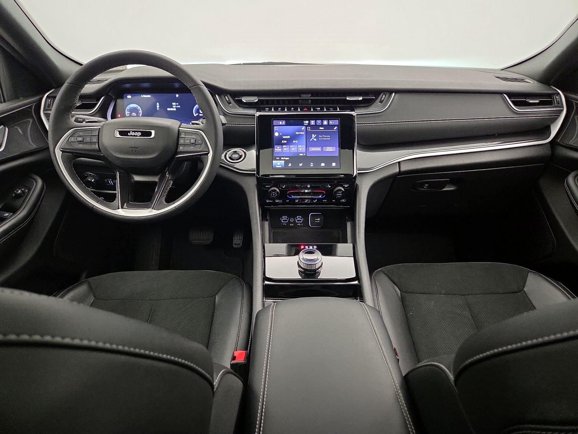 Thumbnail: 2023 Jeep Grand Cherokee - 9