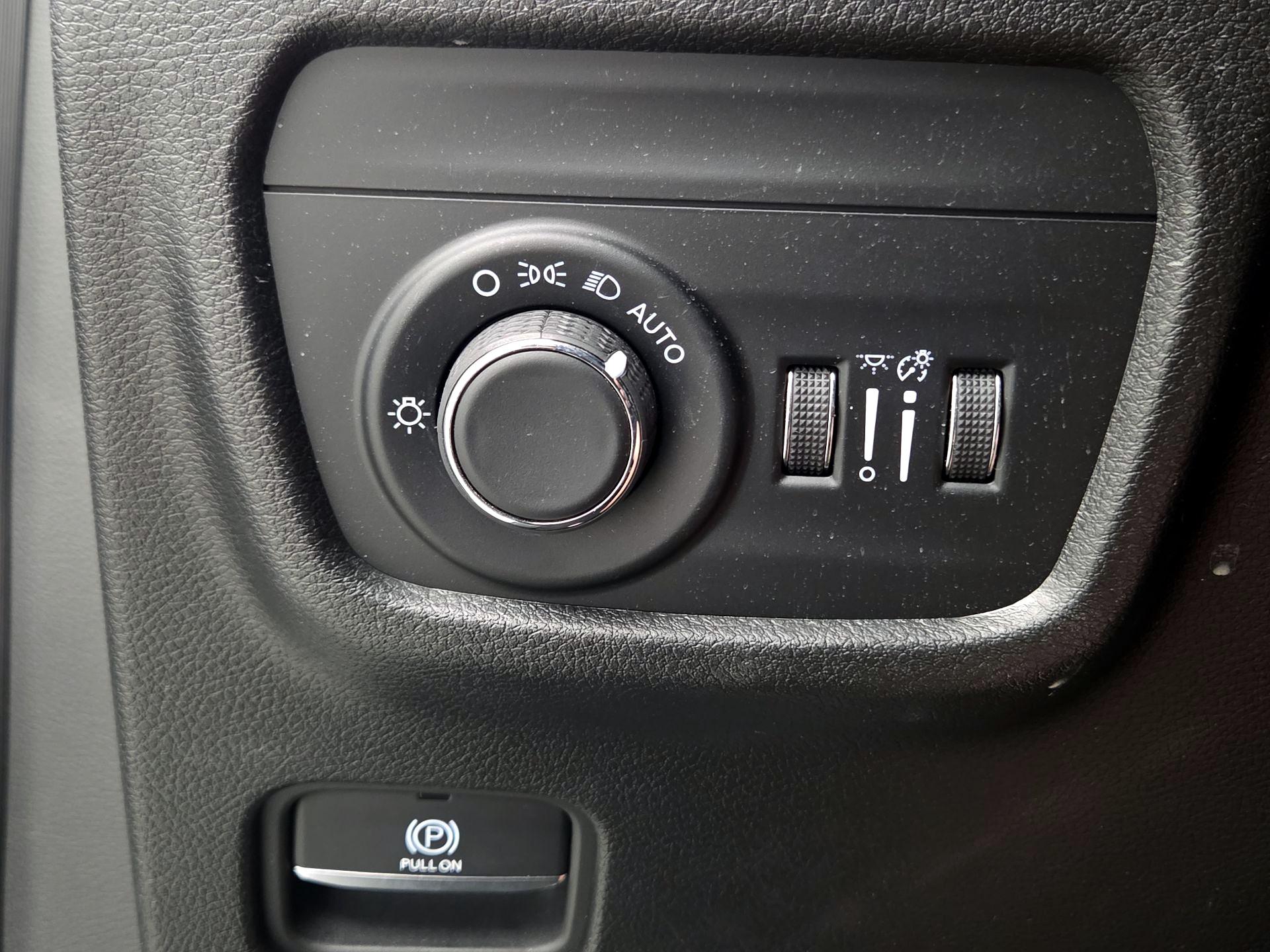 Thumbnail: 2023 Jeep Grand Cherokee - 13