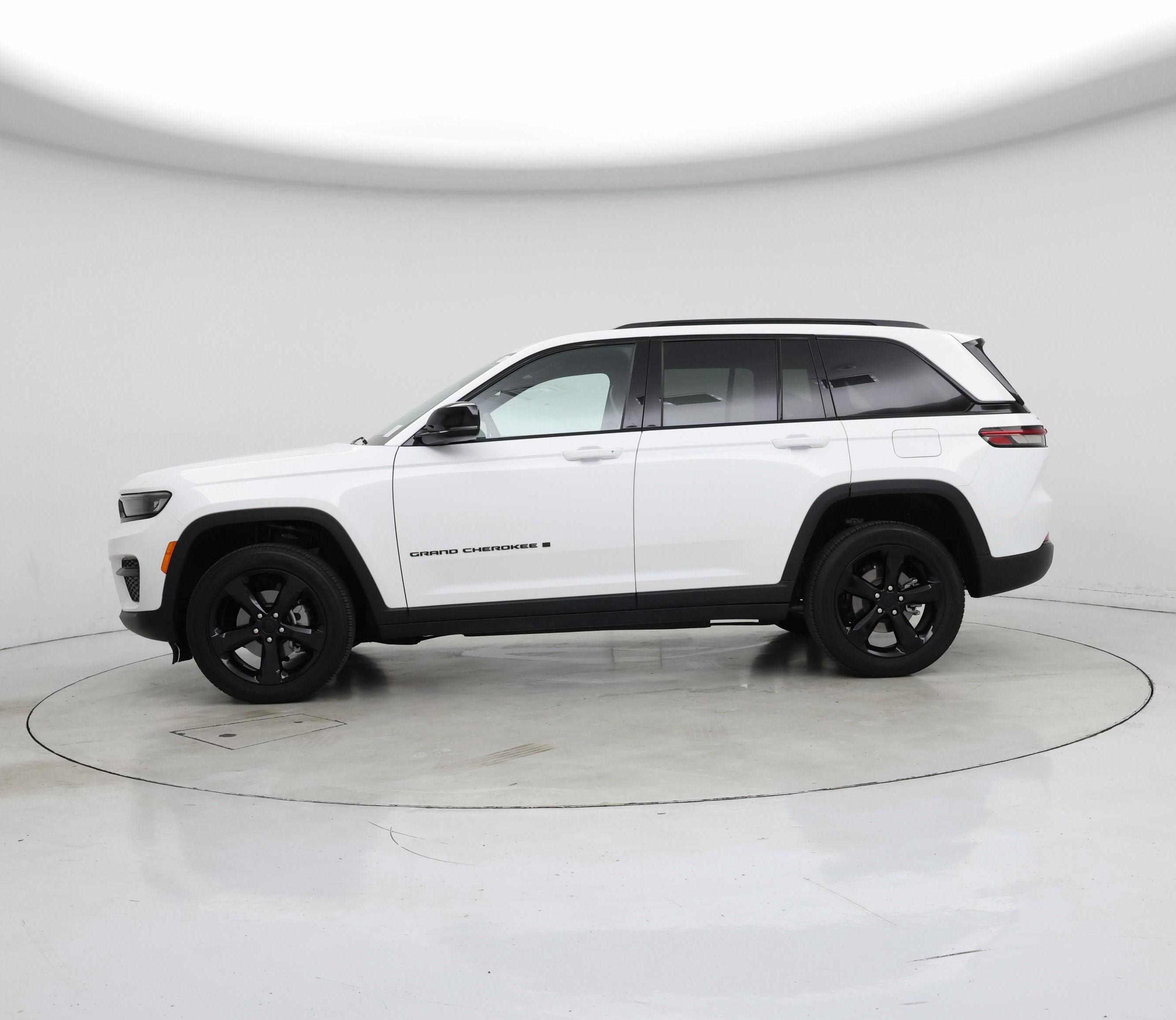 Thumbnail: 2023 Jeep Grand Cherokee - 3