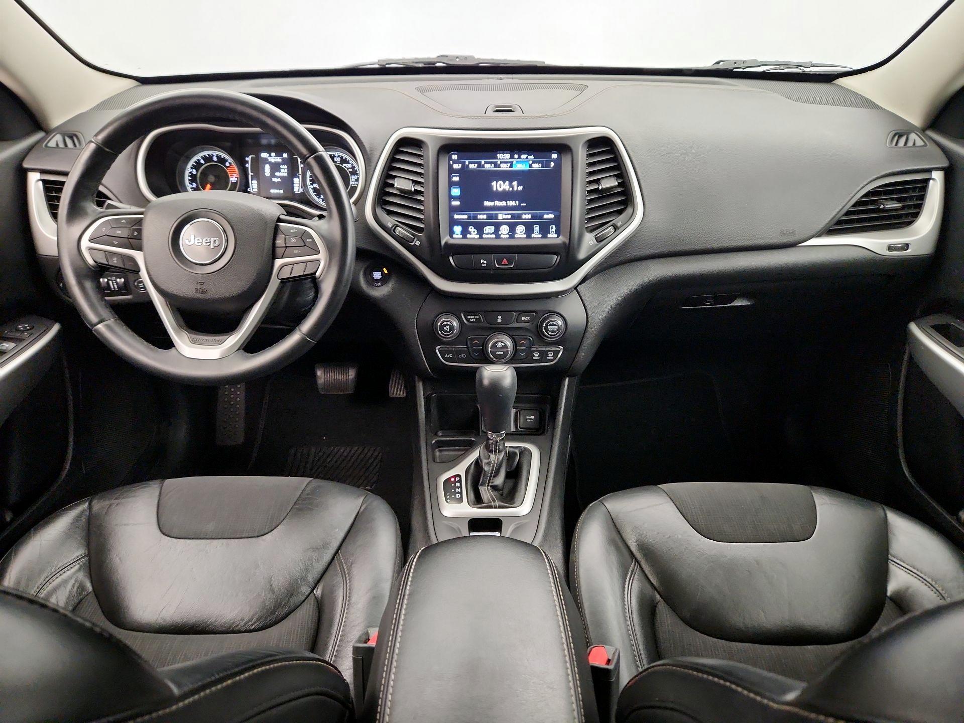 Thumbnail: 2018 Jeep Cherokee - 9