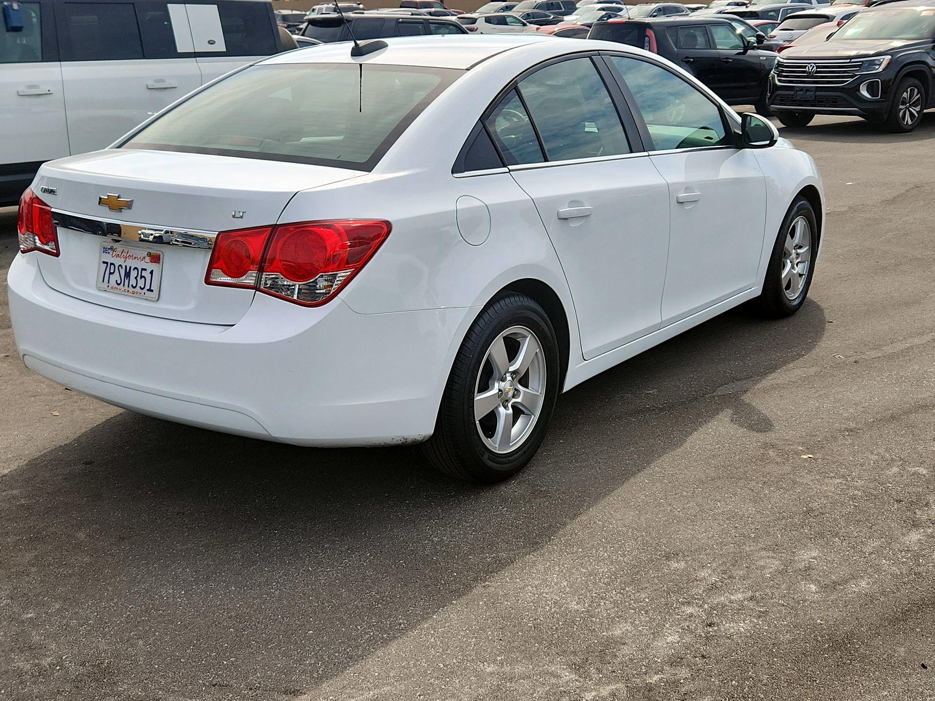 Thumbnail: 2016 Chevrolet Cruze - 5
