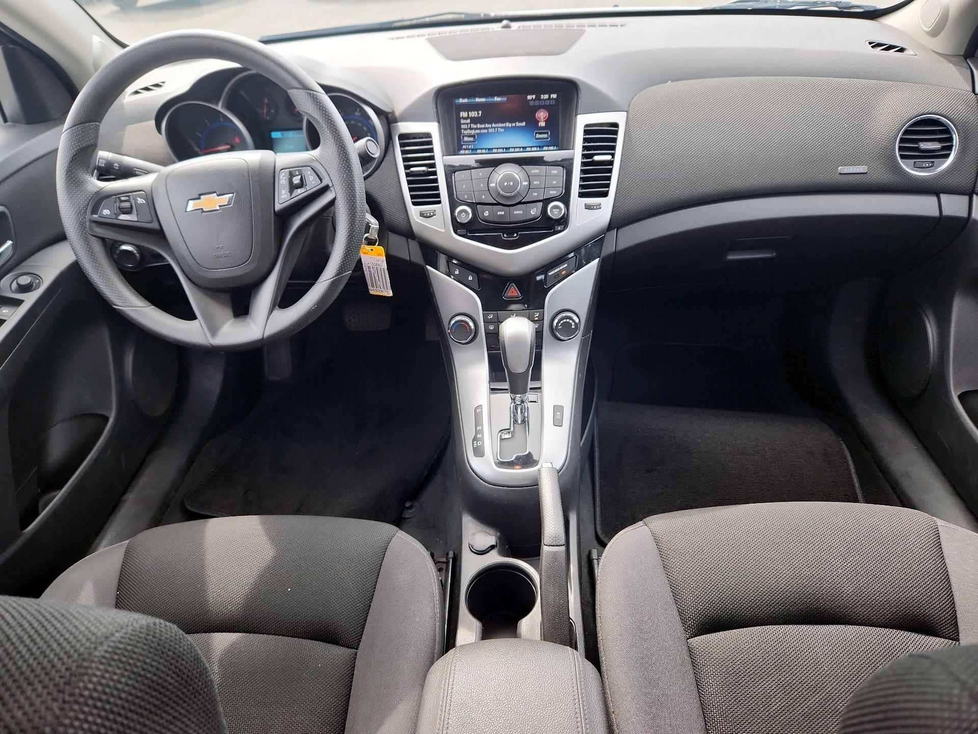 Thumbnail: 2016 Chevrolet Cruze - 8