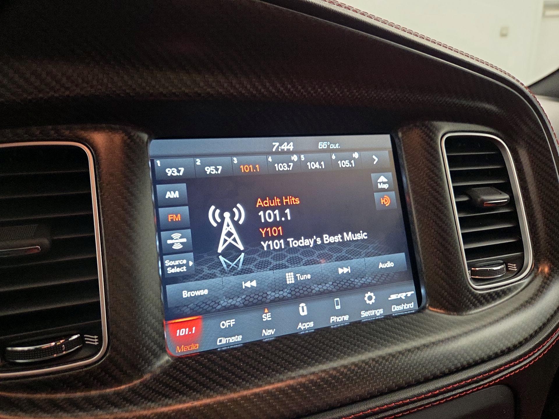 Thumbnail: 2023 Dodge Charger - 16