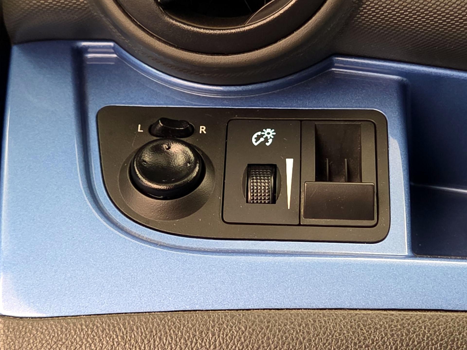 Thumbnail: 2014 Chevrolet Spark - 13