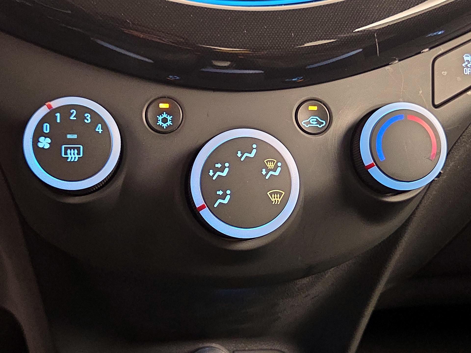Thumbnail: 2014 Chevrolet Spark - 15