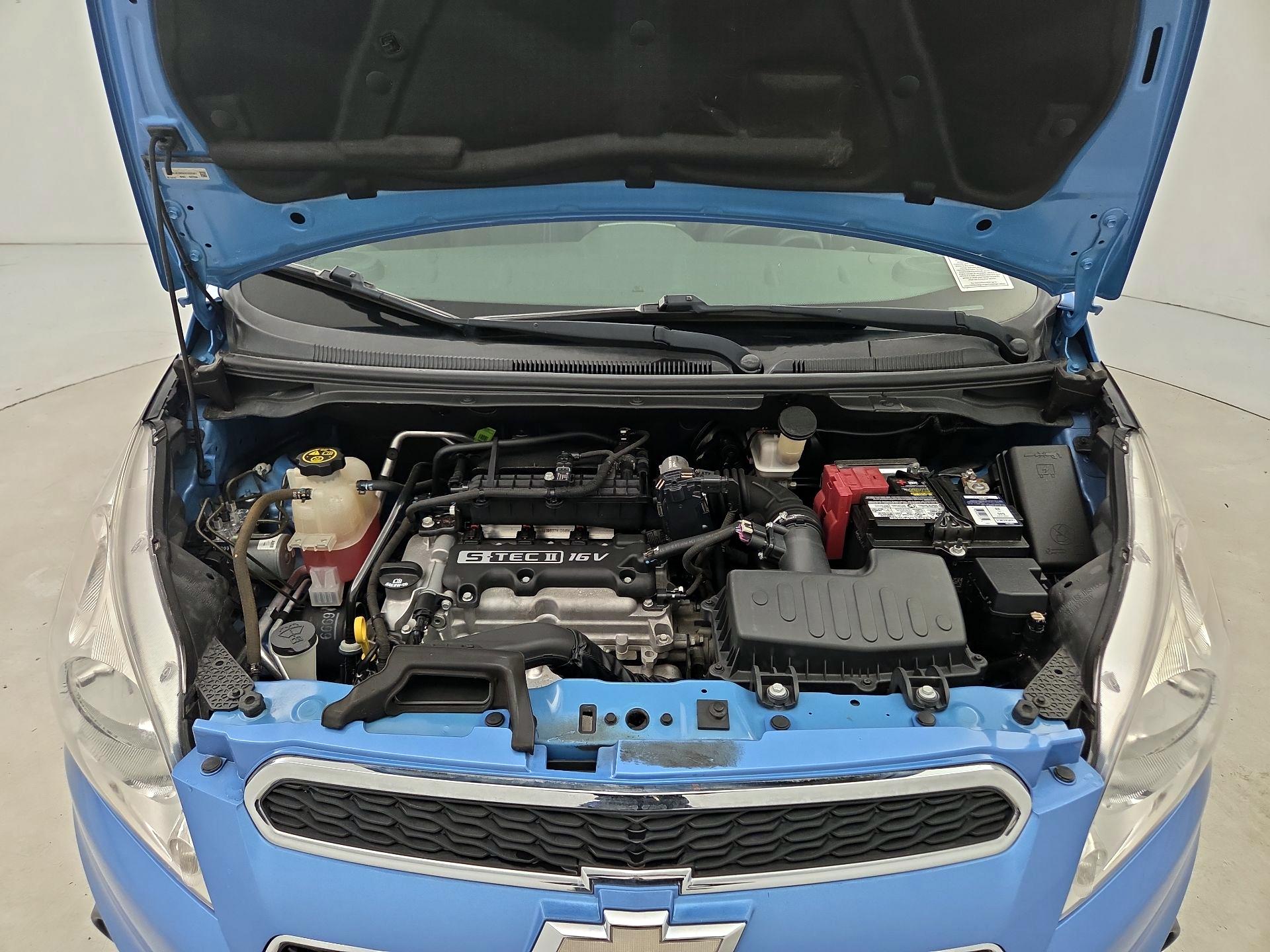 Thumbnail: 2014 Chevrolet Spark - 20