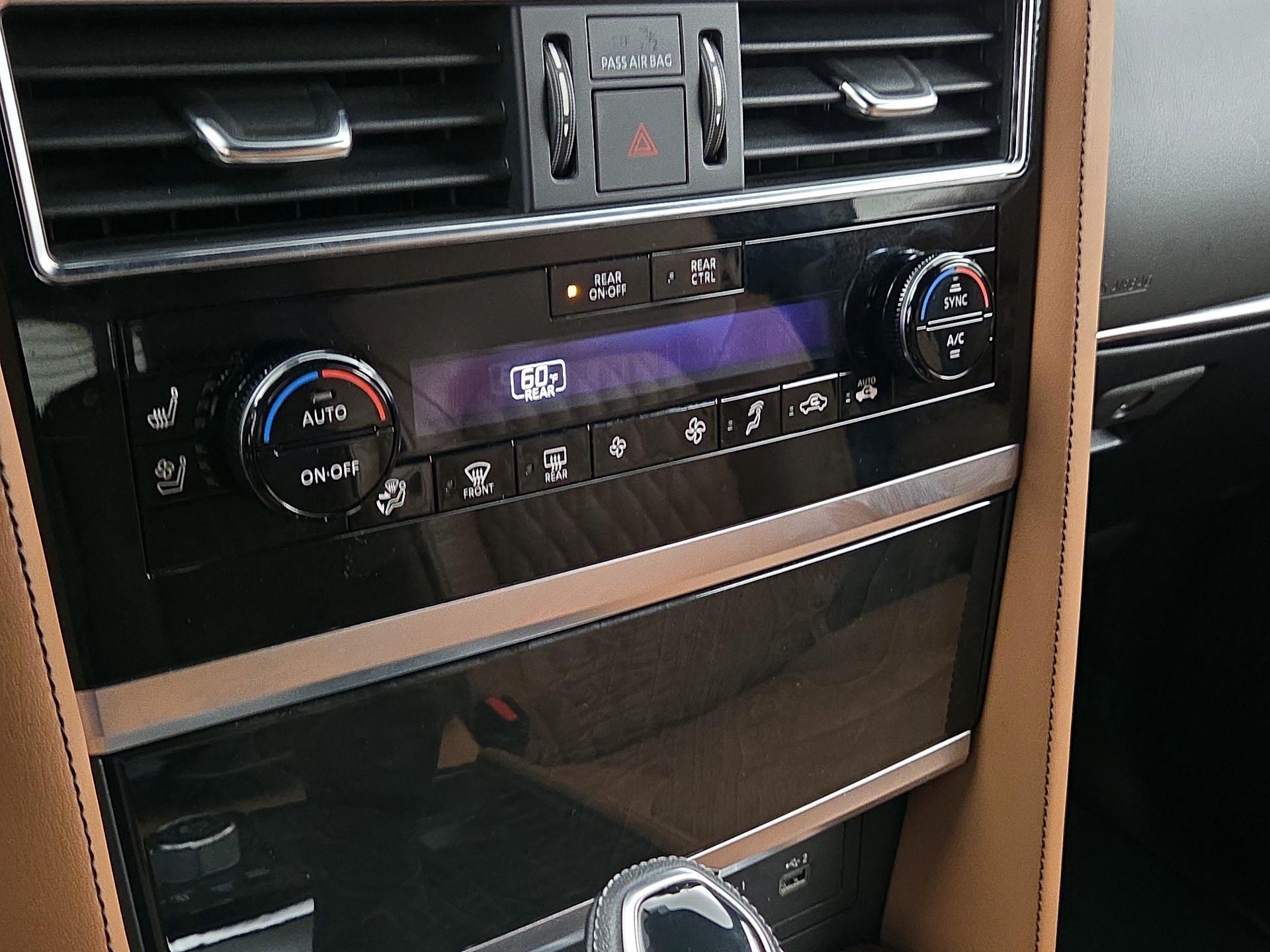 Thumbnail: 2023 INFINITI QX80 - 17