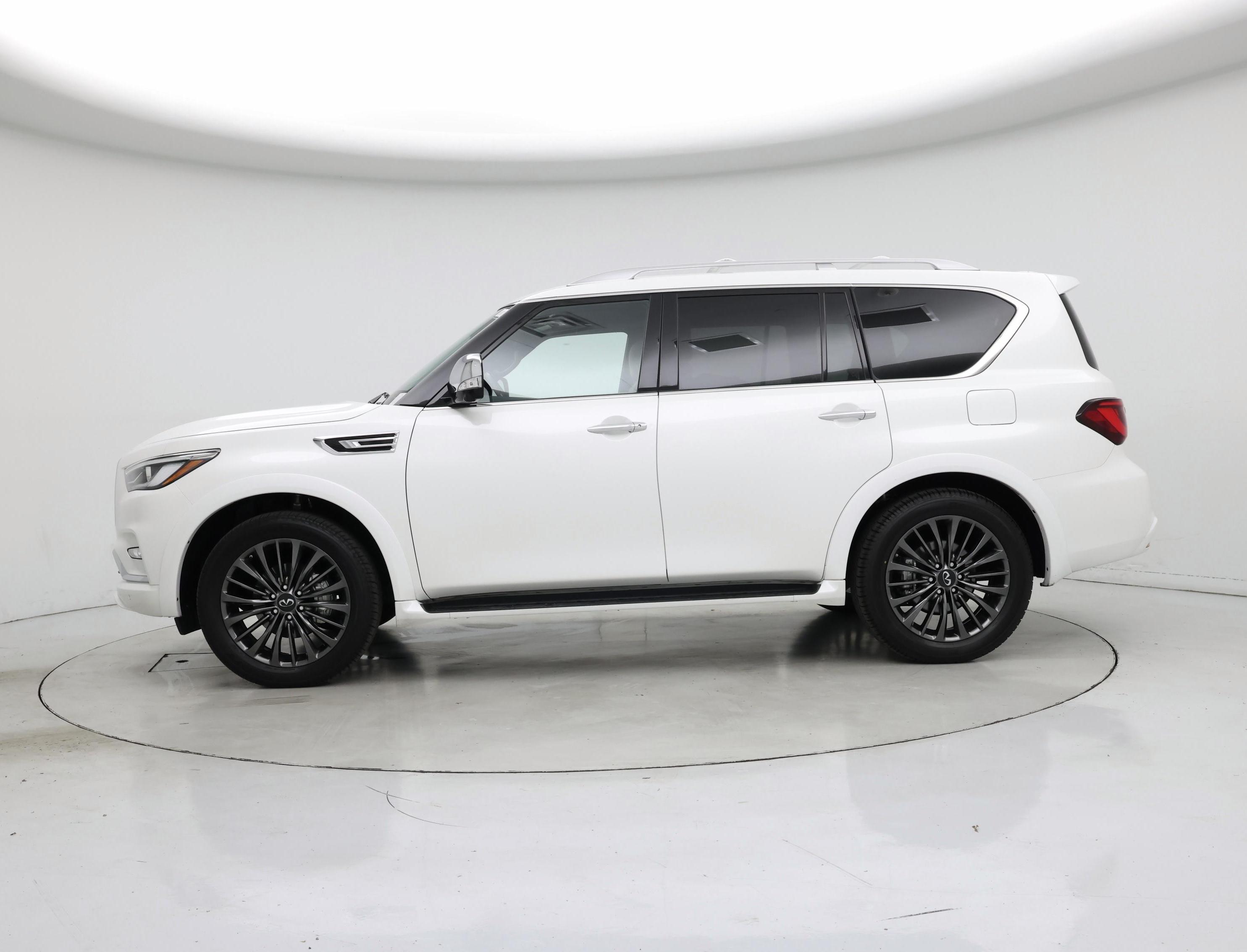 Thumbnail: 2023 INFINITI QX80 - 3