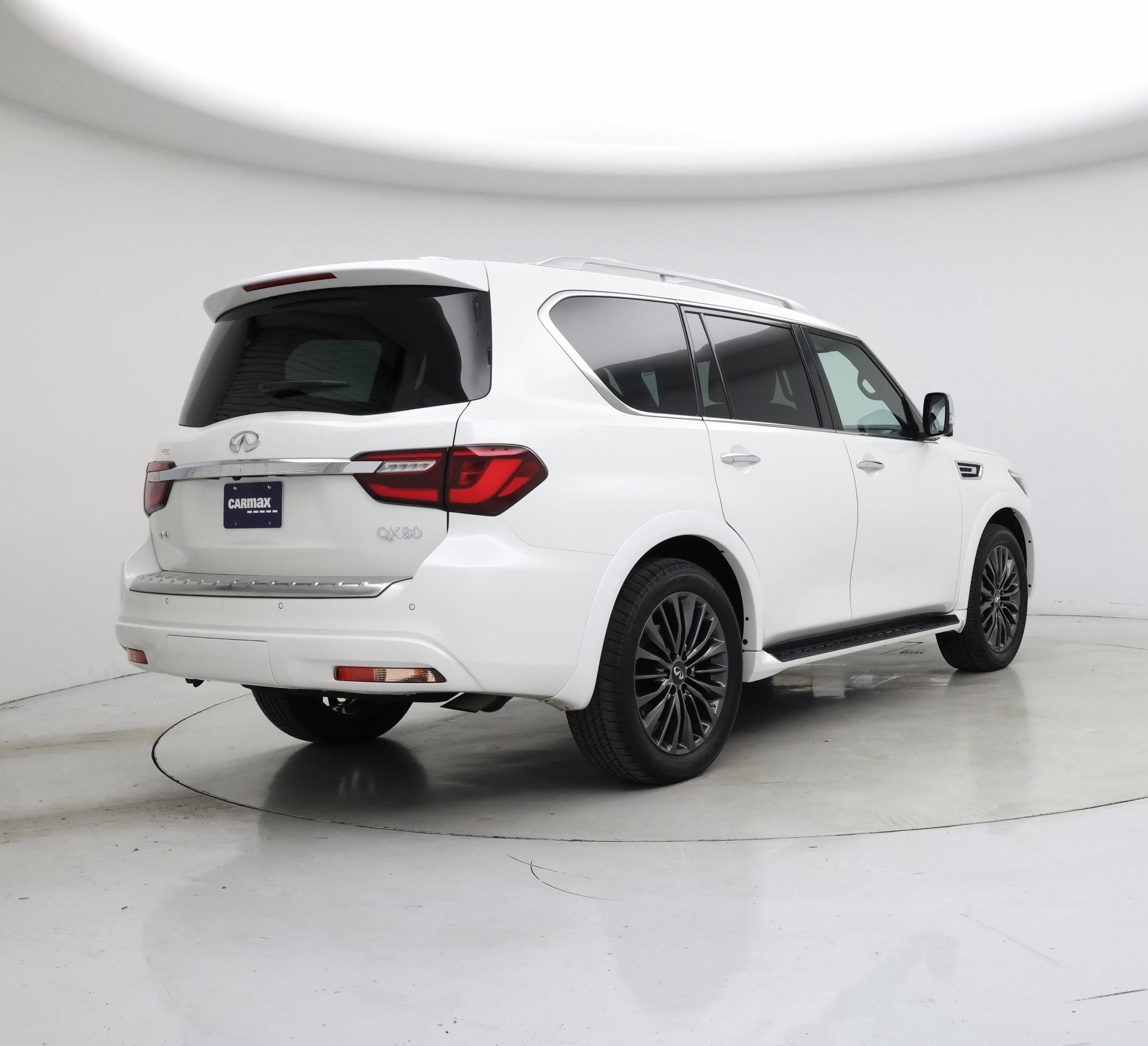 Thumbnail: 2023 INFINITI QX80 - 8