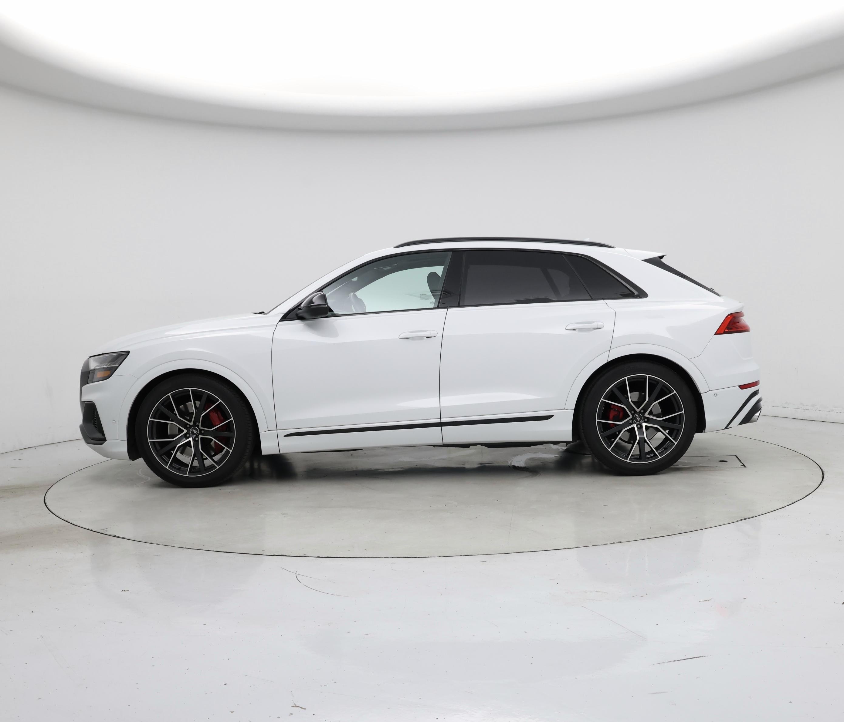 Thumbnail: 2021 Audi SQ8 - 3