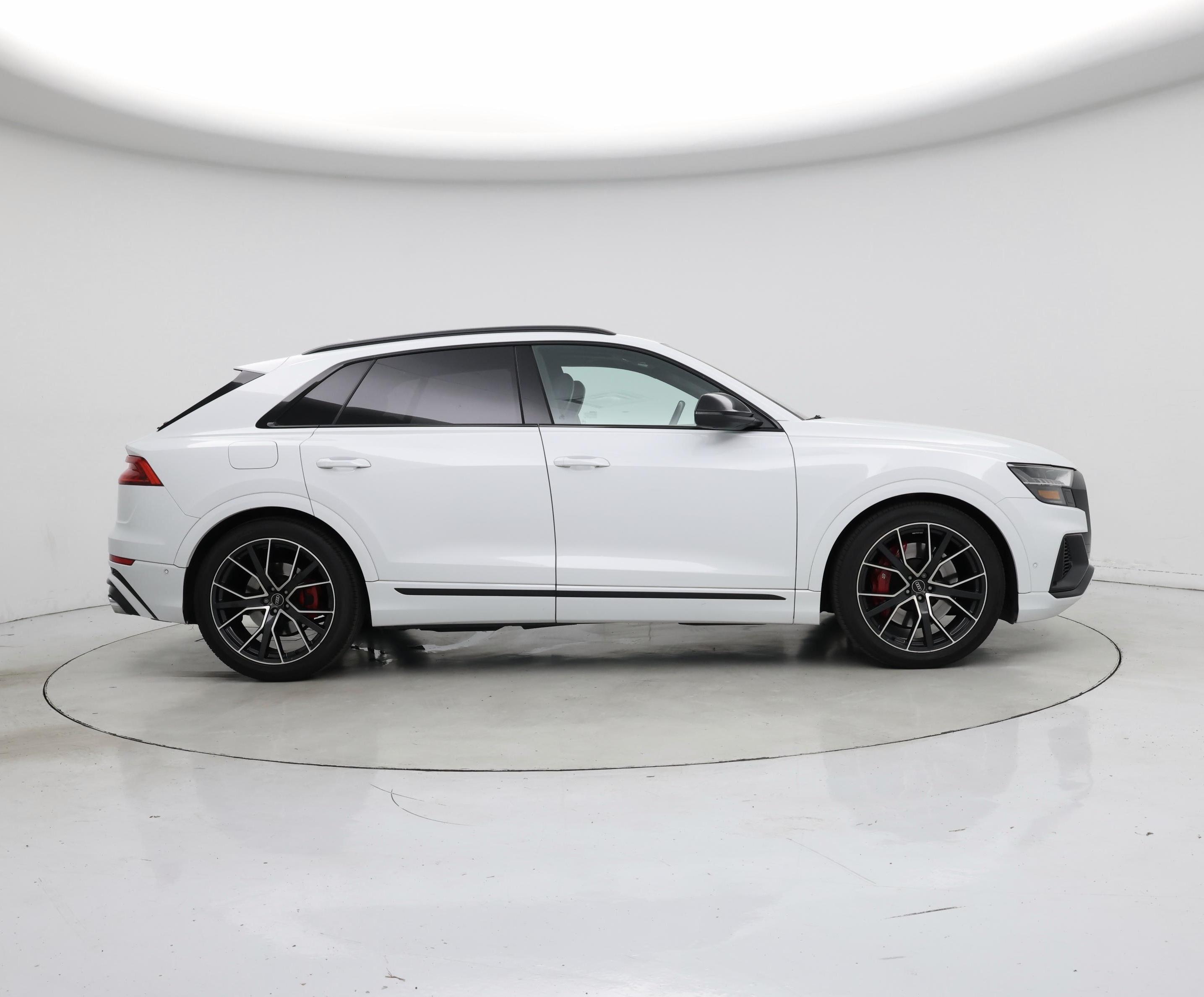 Thumbnail: 2021 Audi SQ8 - 7