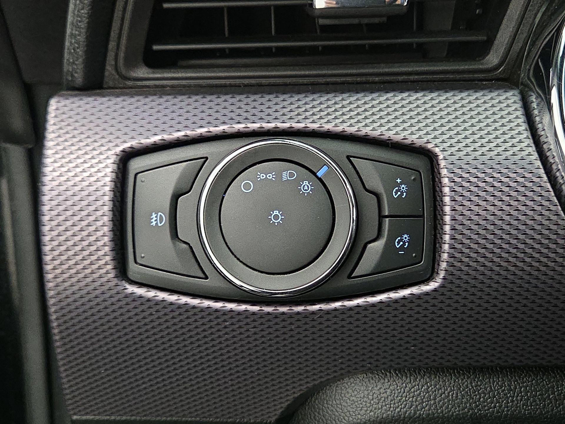 Thumbnail: 2015 Ford Mustang - 13