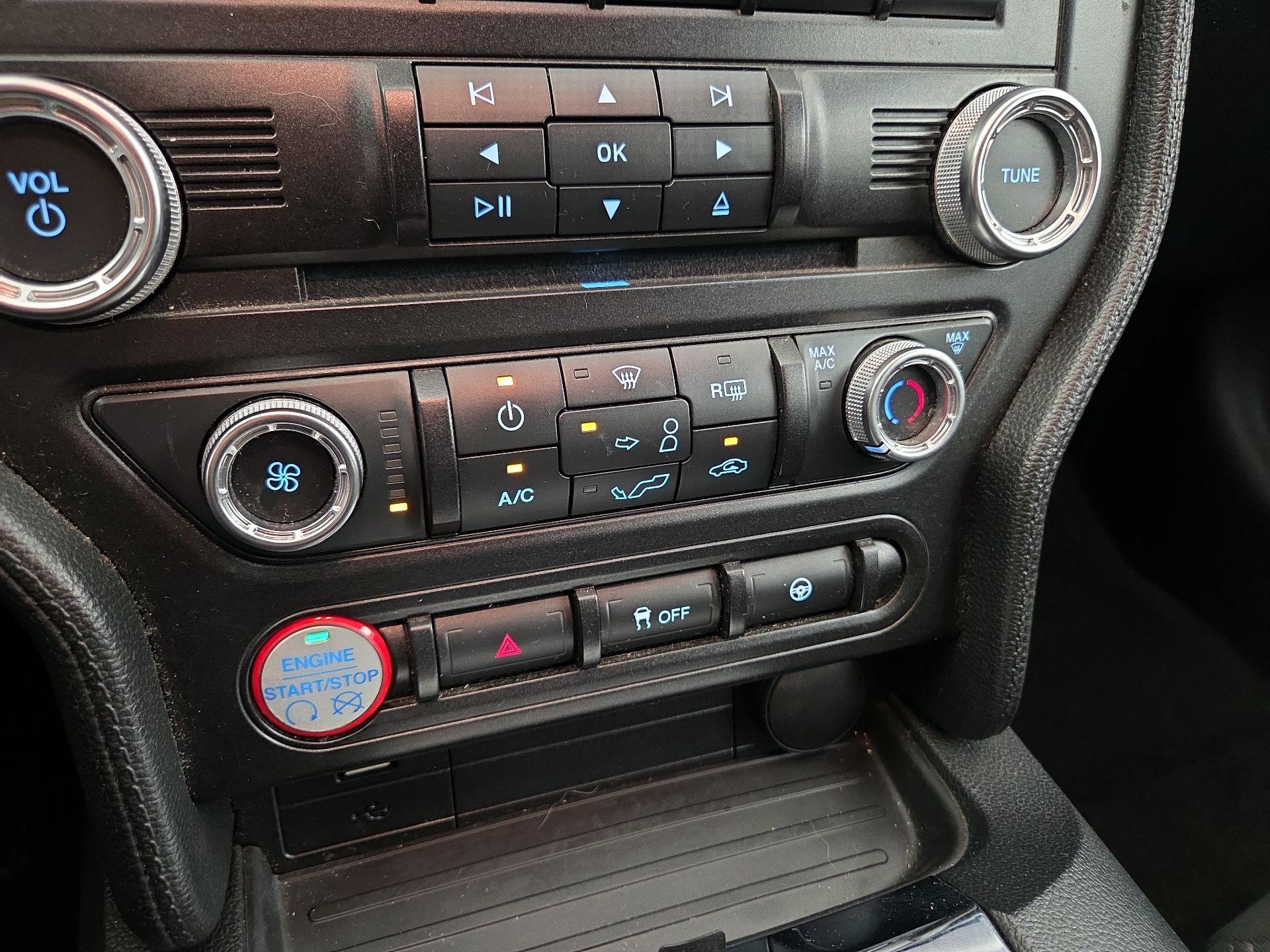 Thumbnail: 2015 Ford Mustang - 16