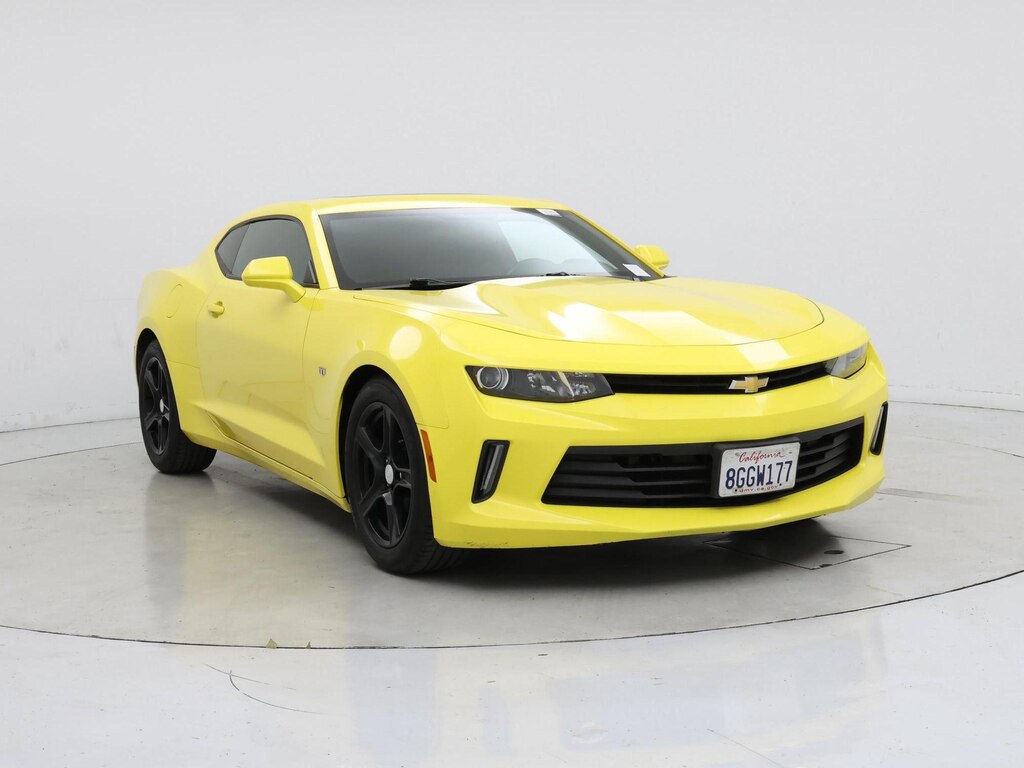 2017 Chevrolet Camaro 1LT Coupe RWD