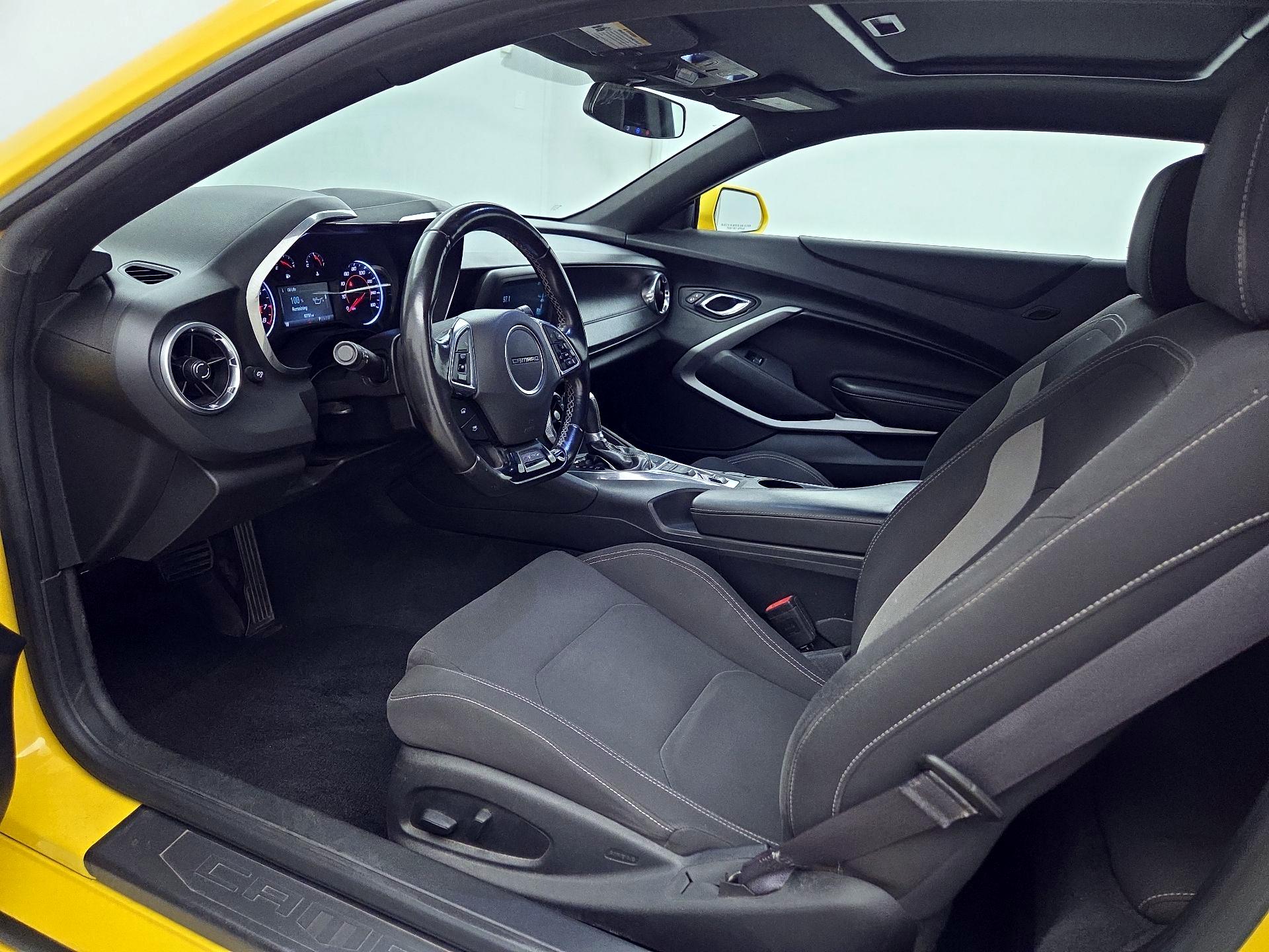 Thumbnail: 2017 Chevrolet Camaro - 11