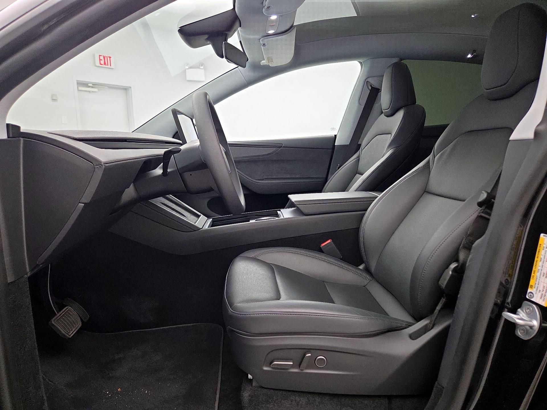 Thumbnail: 2026 Tesla Model Y - 11