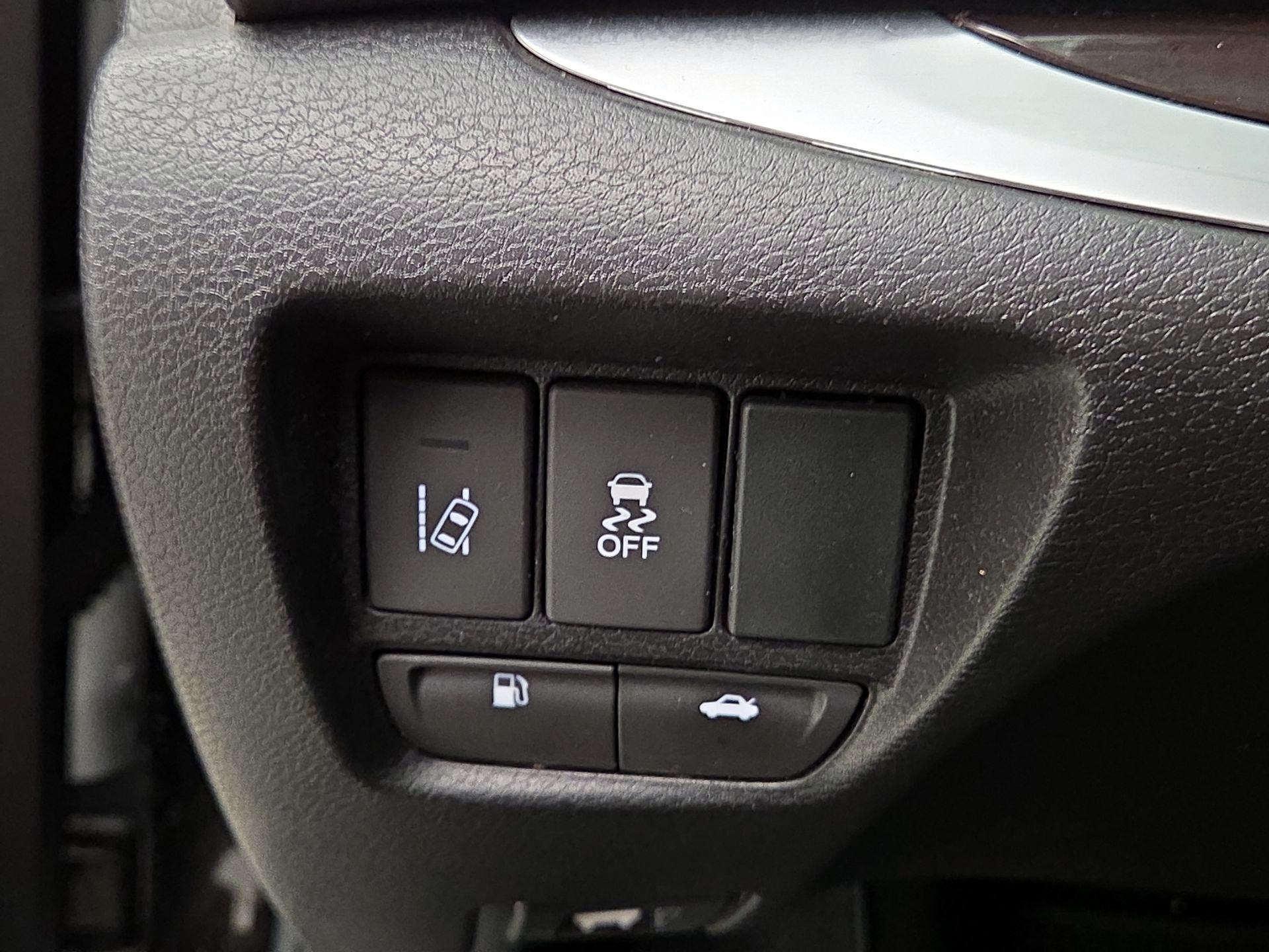 Thumbnail: 2015 Acura TLX - 13