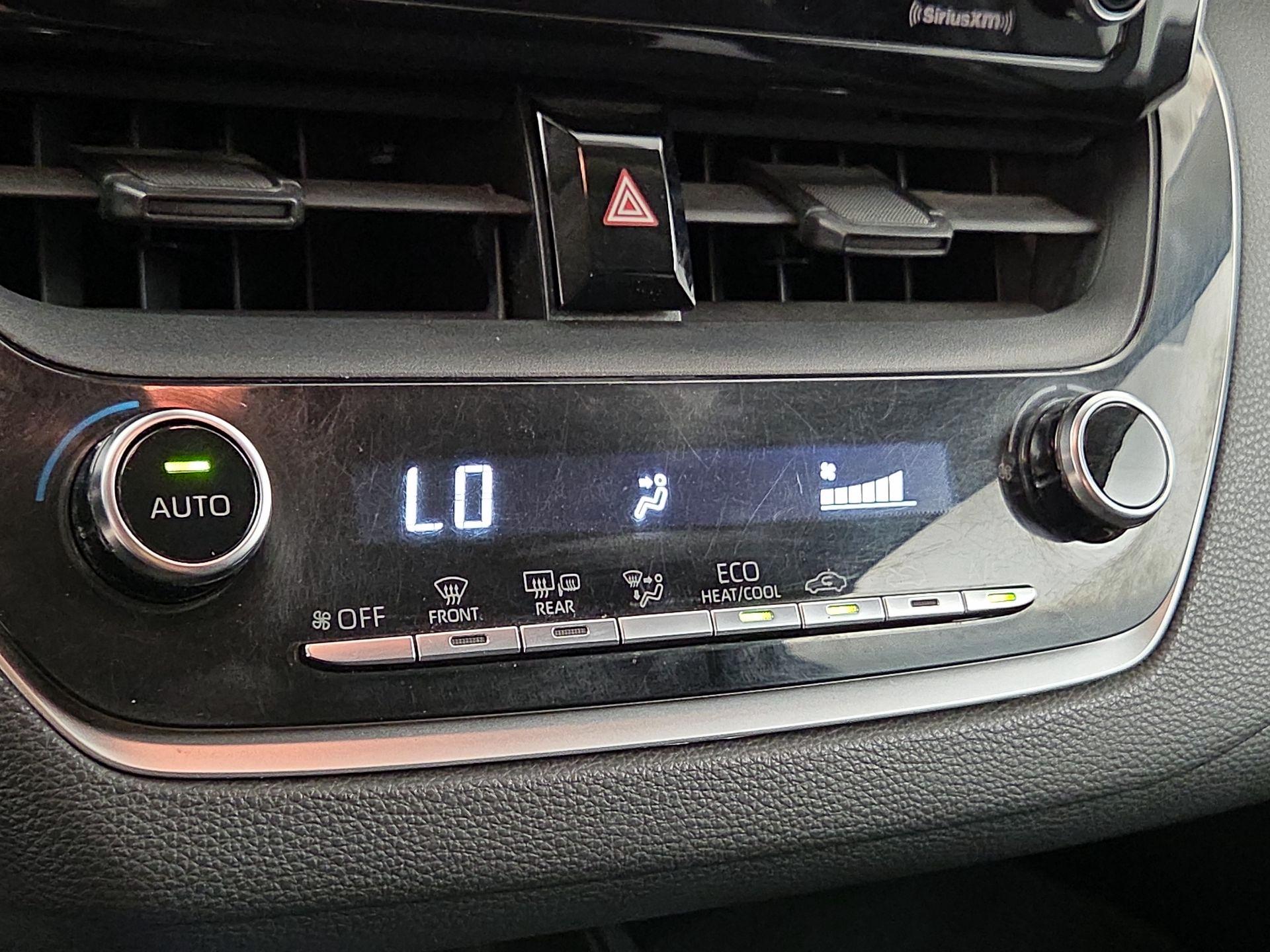 Thumbnail: 2021 Toyota Corolla - 16