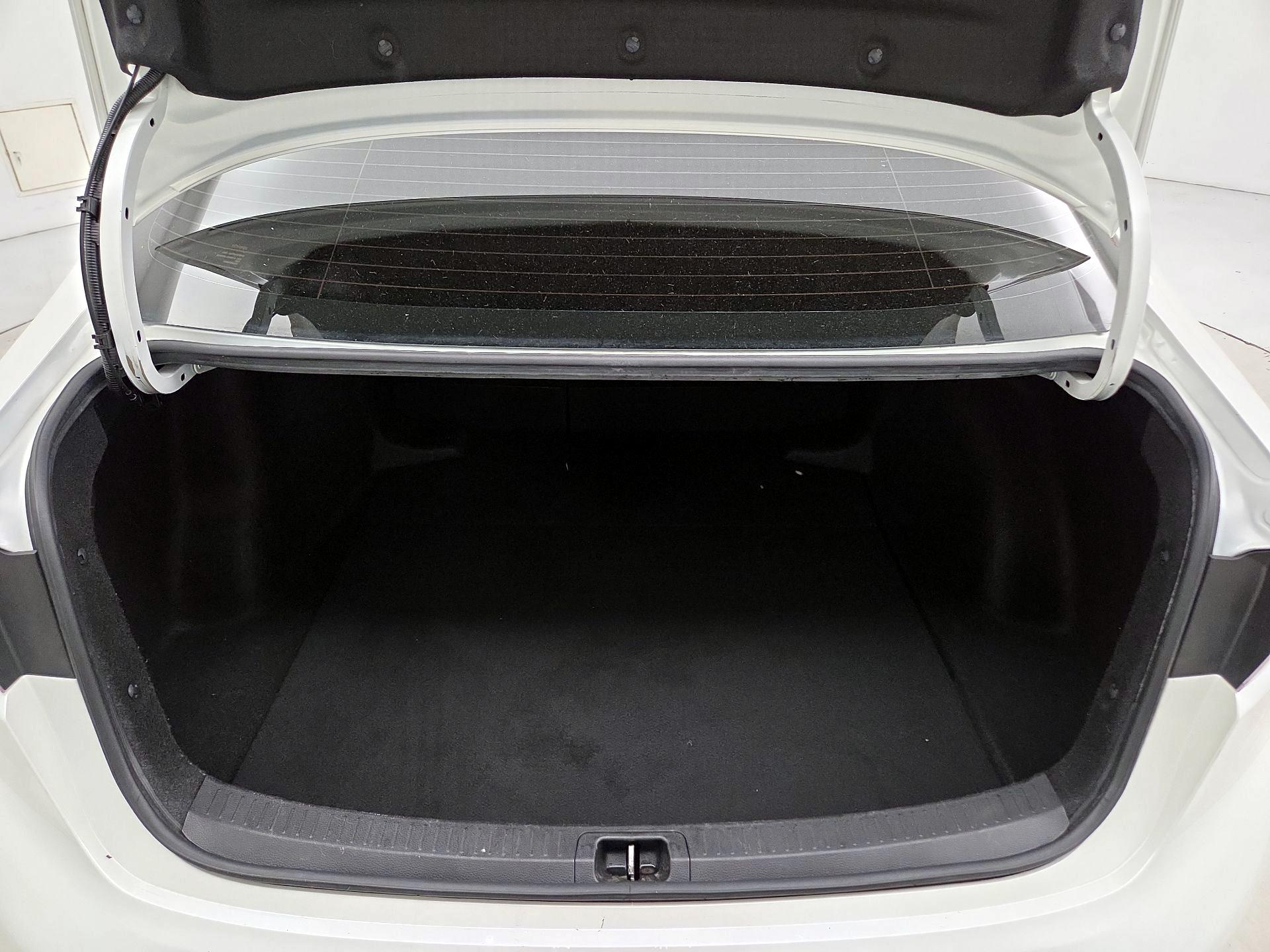 Thumbnail: 2021 Toyota Corolla - 19