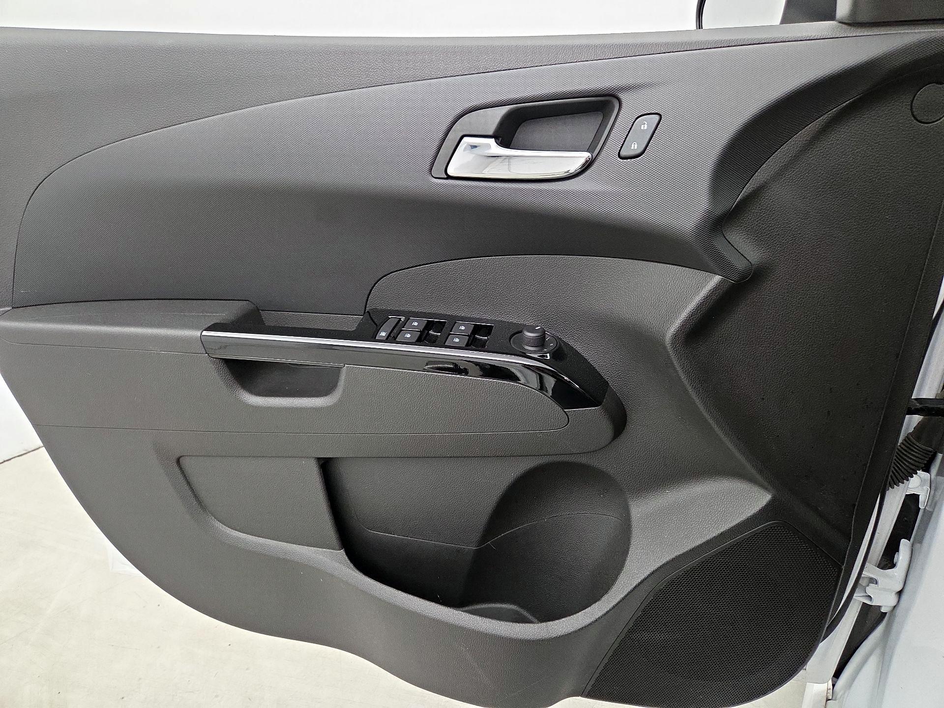 Thumbnail: 2020 Chevrolet Sonic - 12