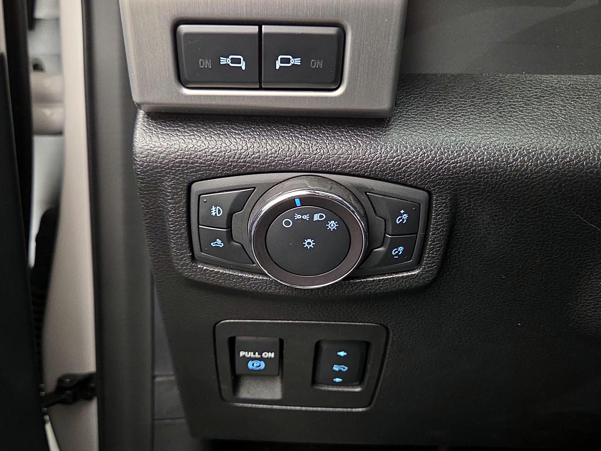 Thumbnail: 2019 Ford F-150 - 13