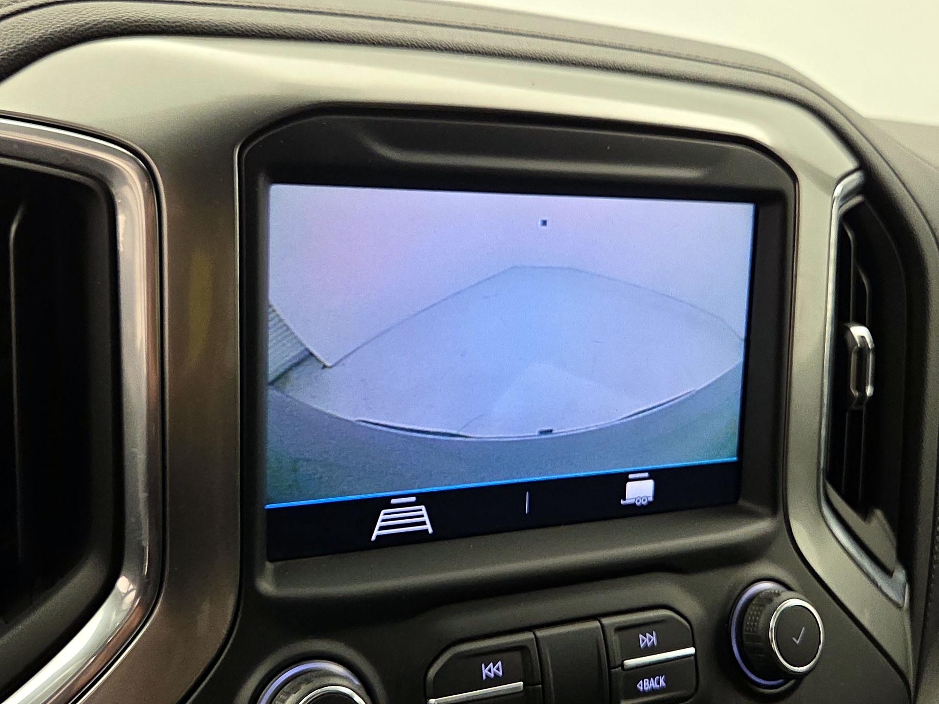 Thumbnail: 2021 Chevrolet Silverado 1500 - 14