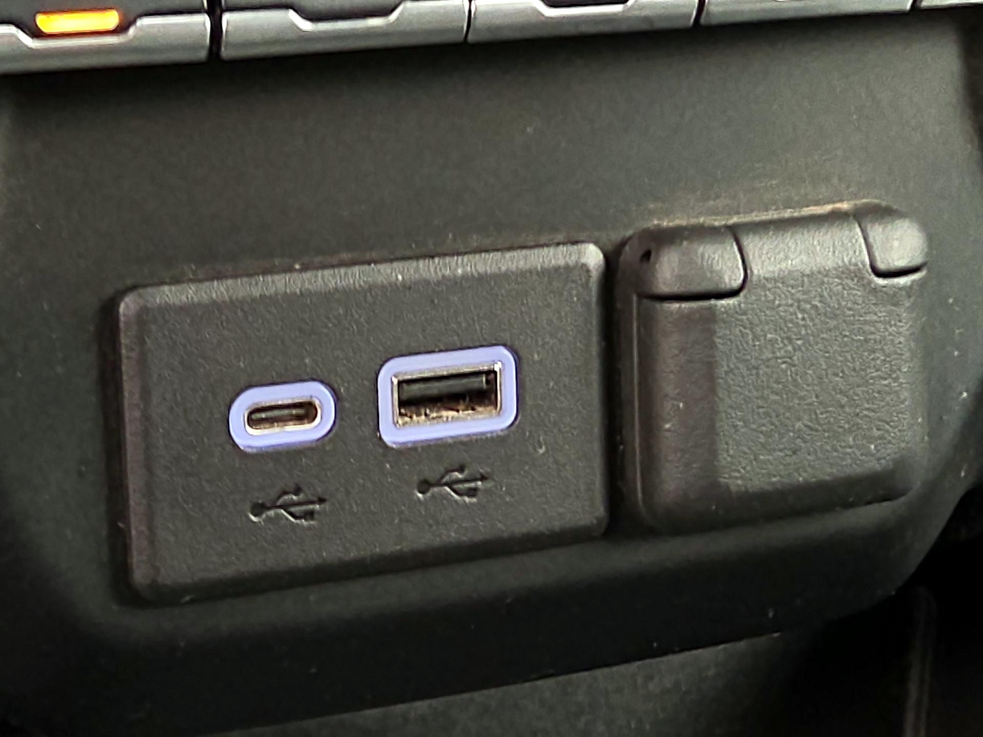 Thumbnail: 2021 Chevrolet Silverado 1500 - 18