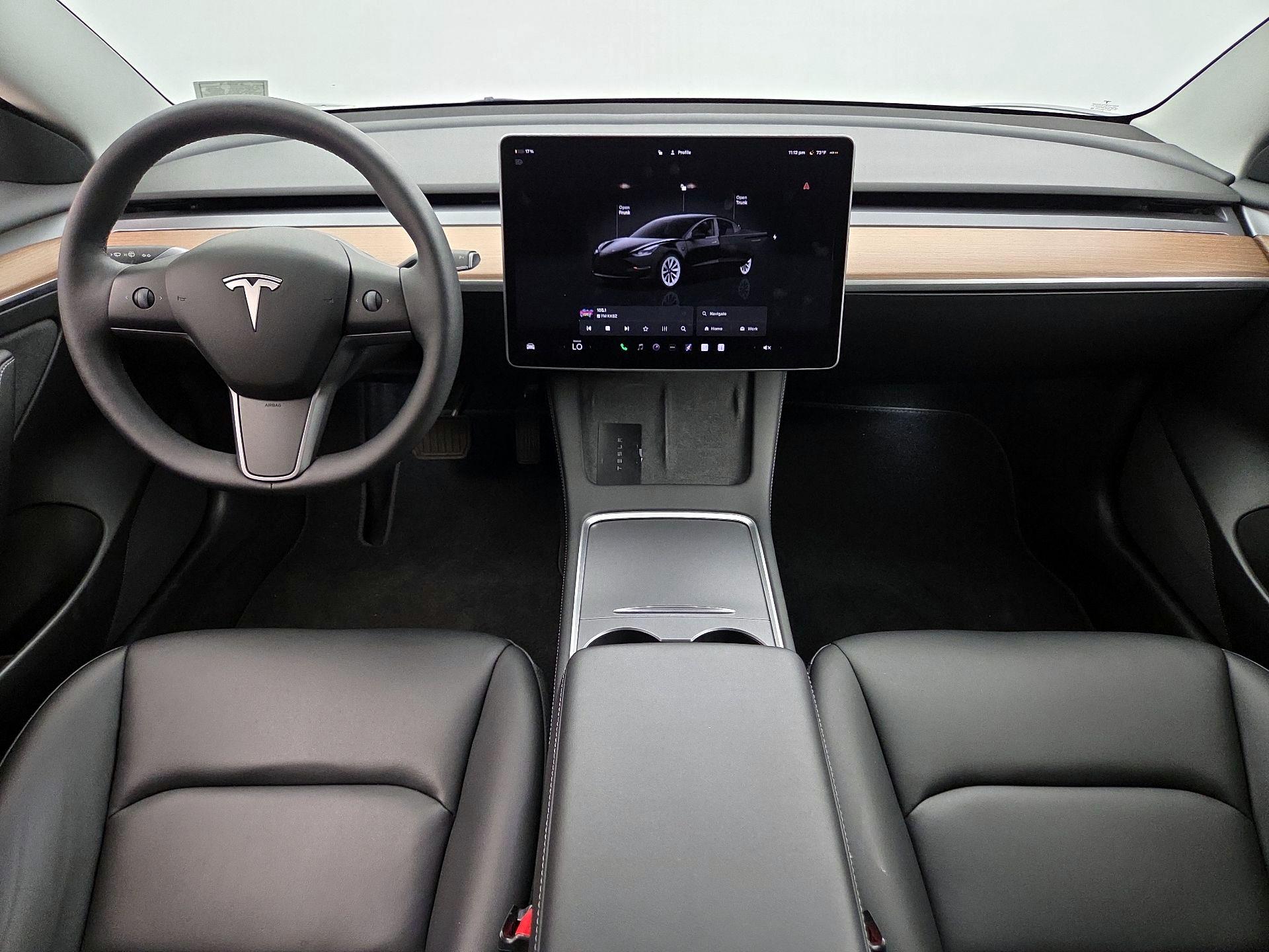 Thumbnail: 2022 Tesla Model 3 - 9