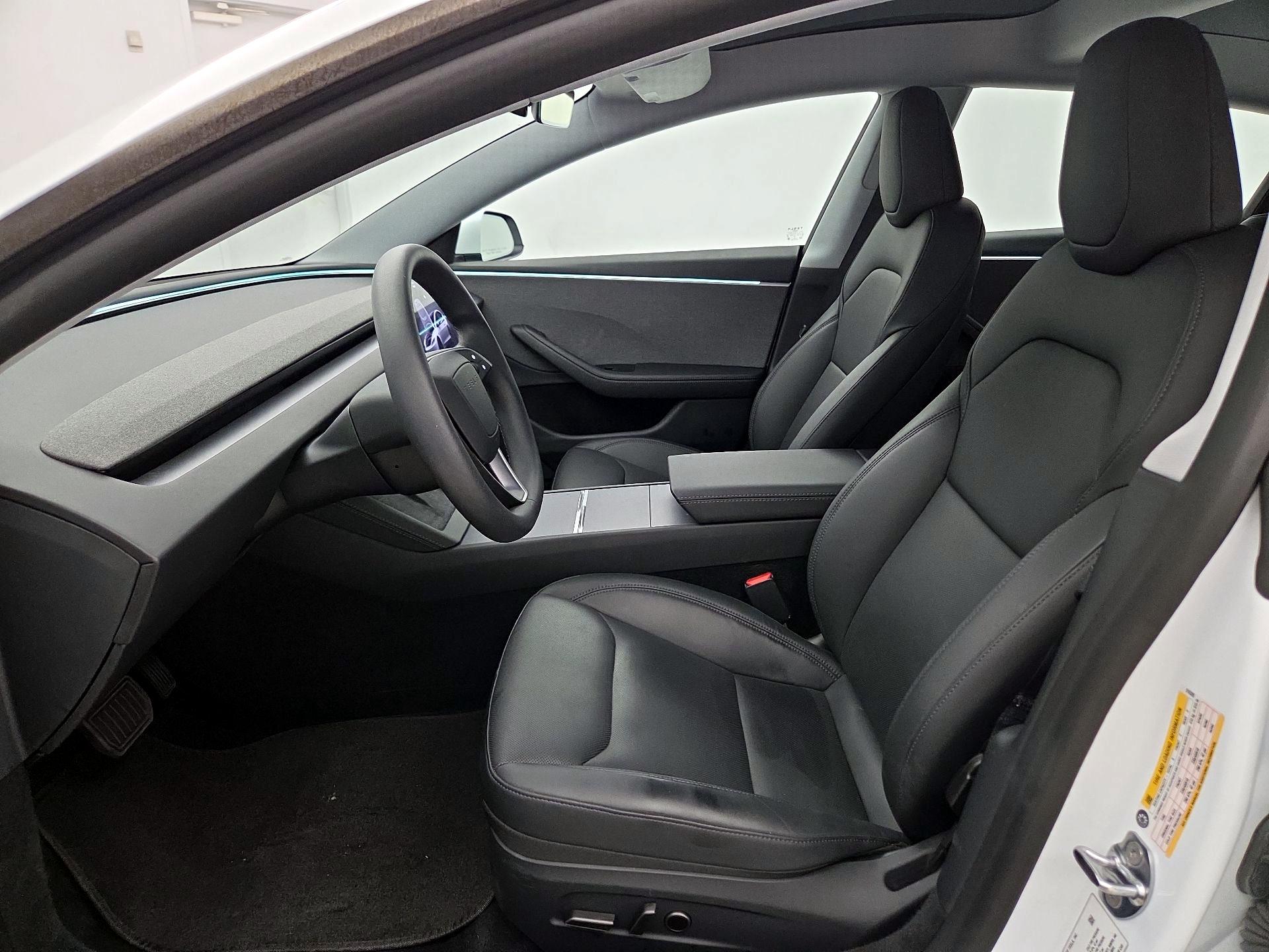 Thumbnail: 2025 Tesla Model 3 - 11