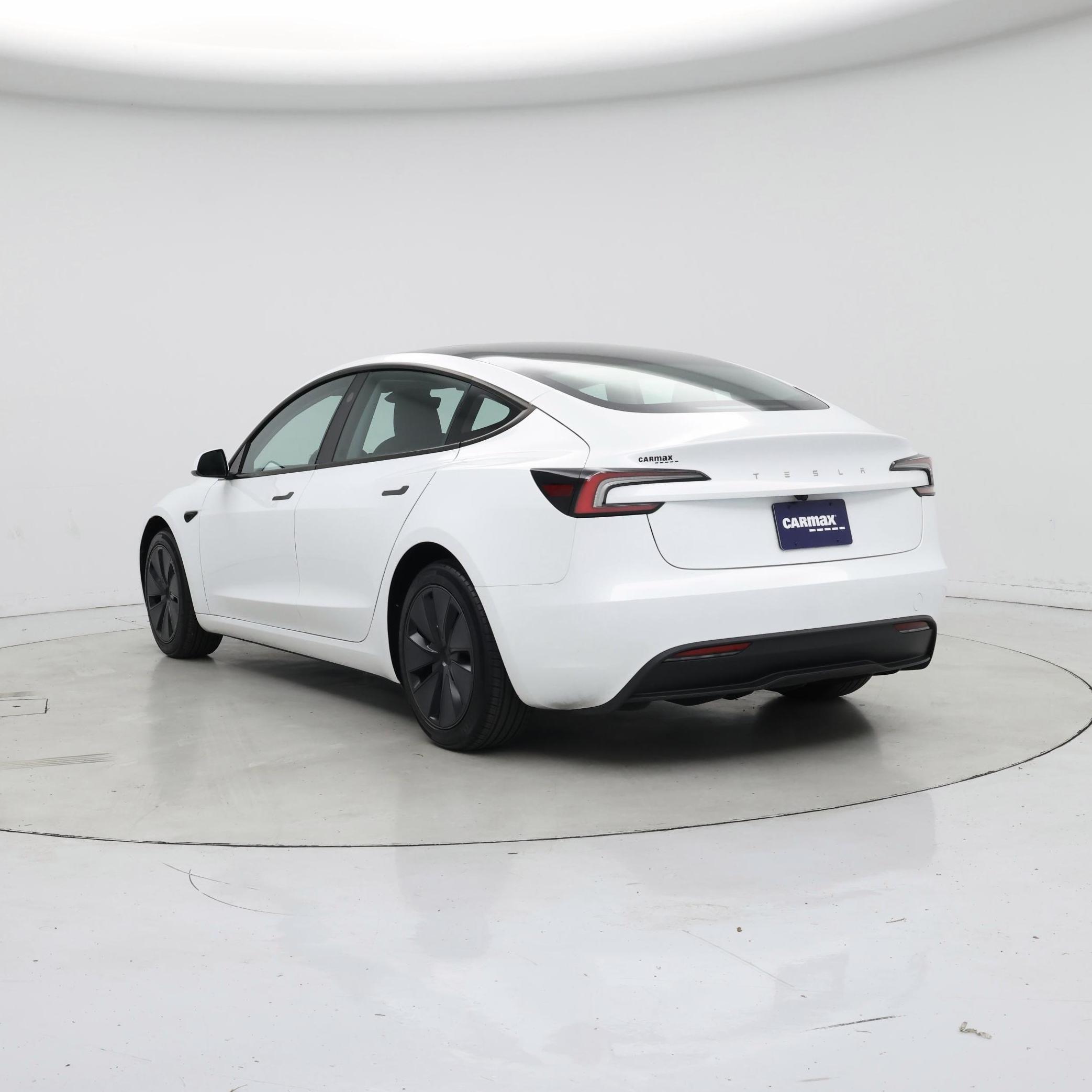 Thumbnail: 2025 Tesla Model 3 - 2