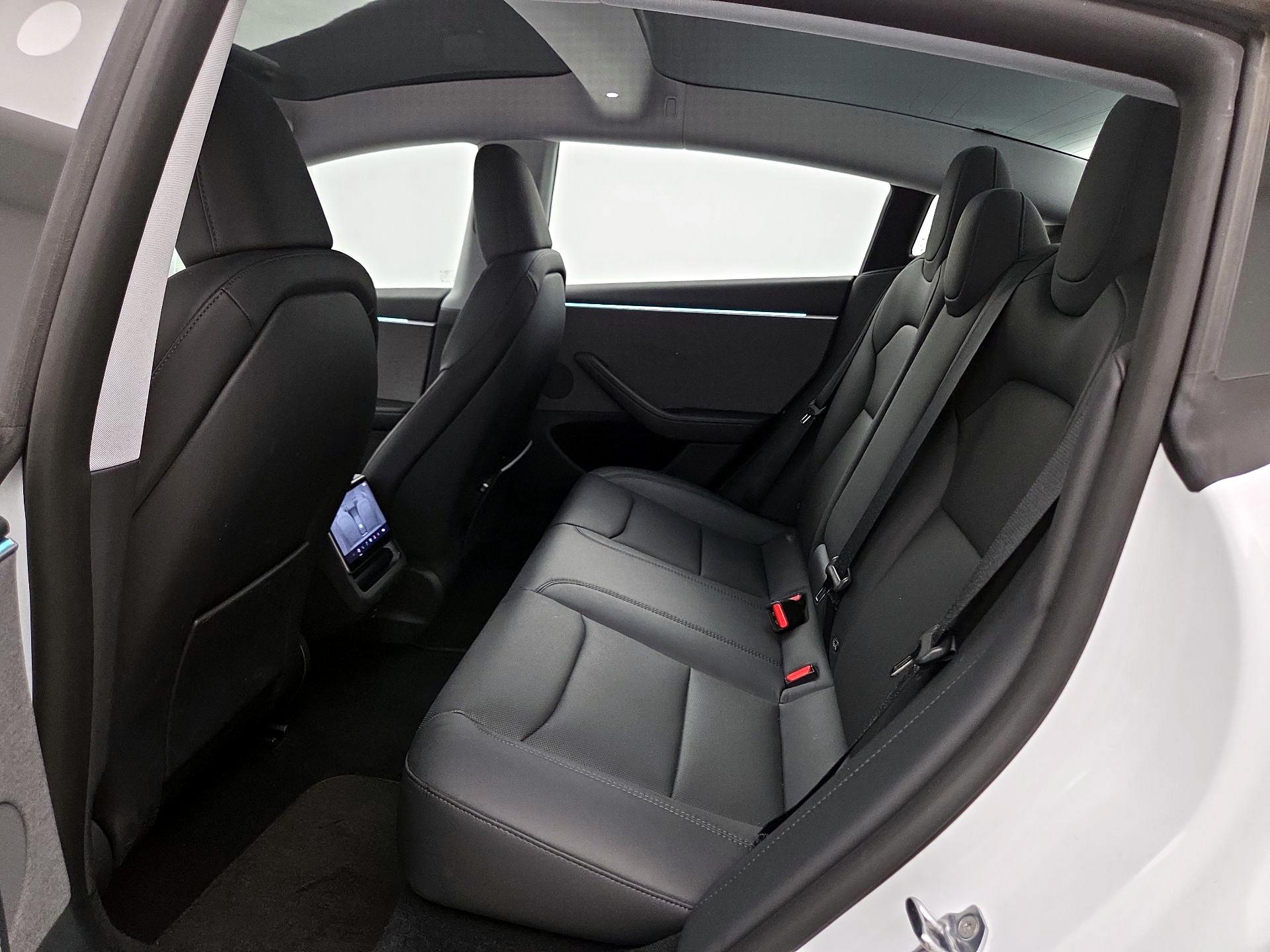 Thumbnail: 2025 Tesla Model 3 - 19