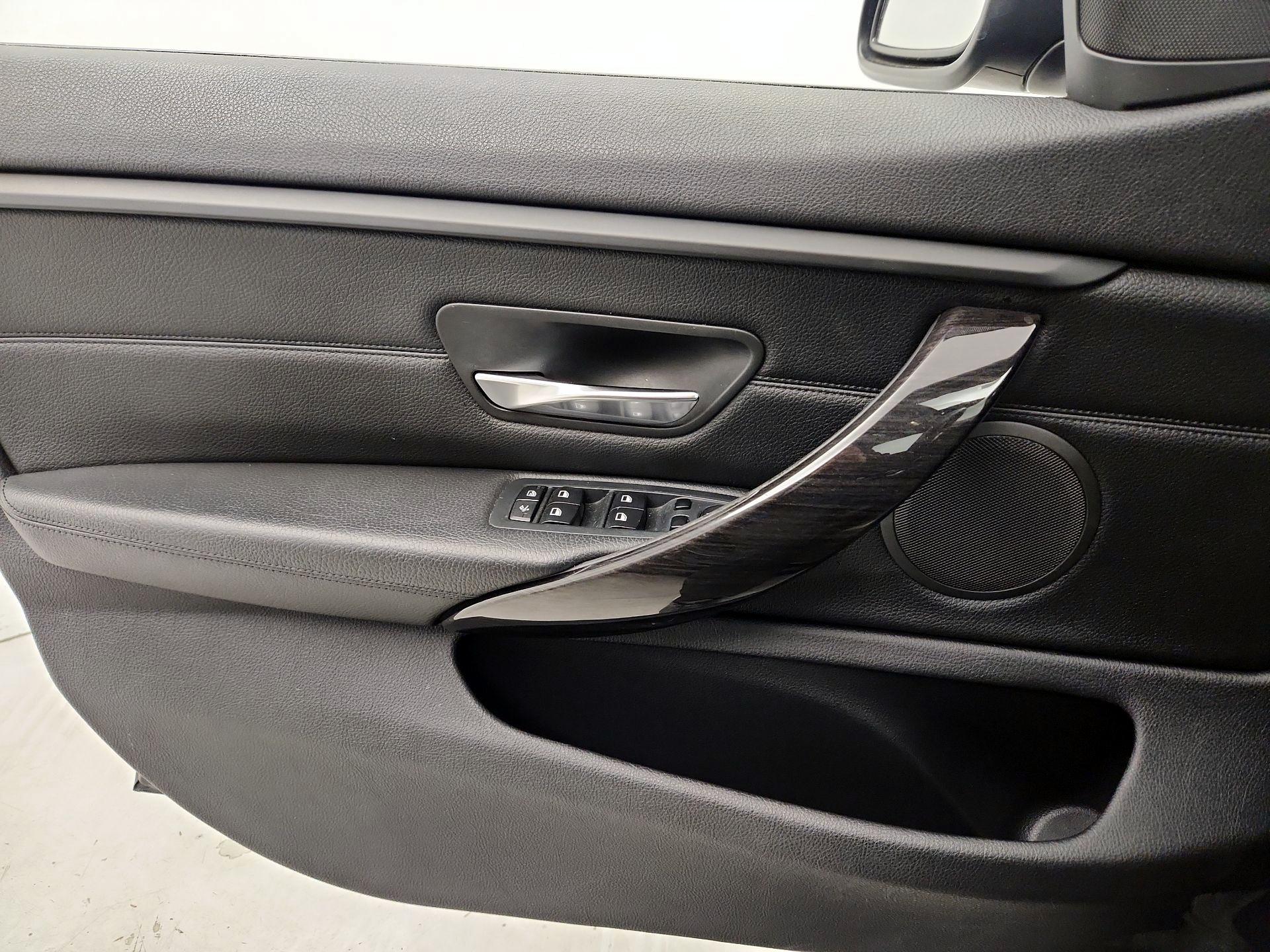 Thumbnail: 2015 BMW 4 Series - 12