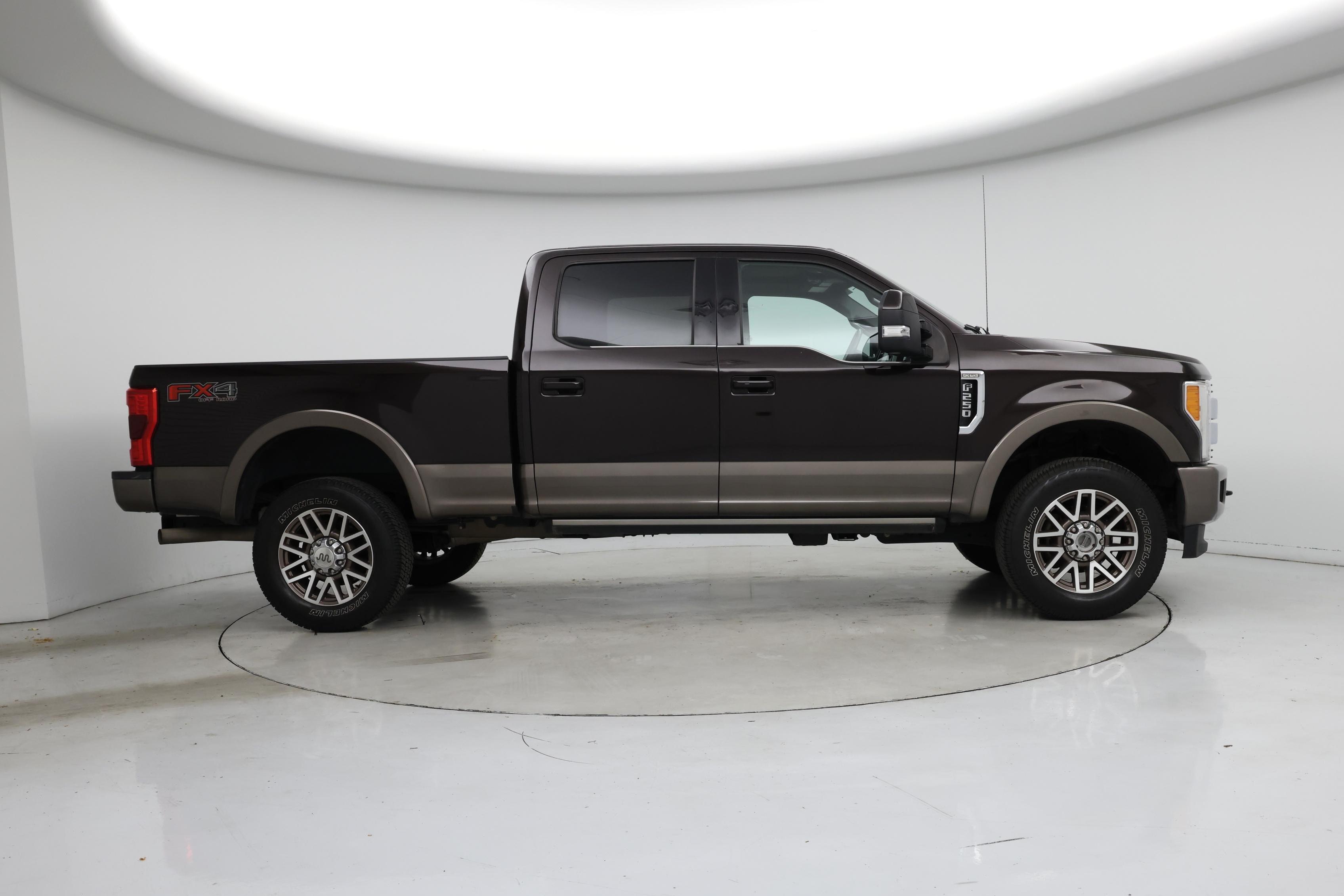 Thumbnail: 2018 Ford F-250 - 7