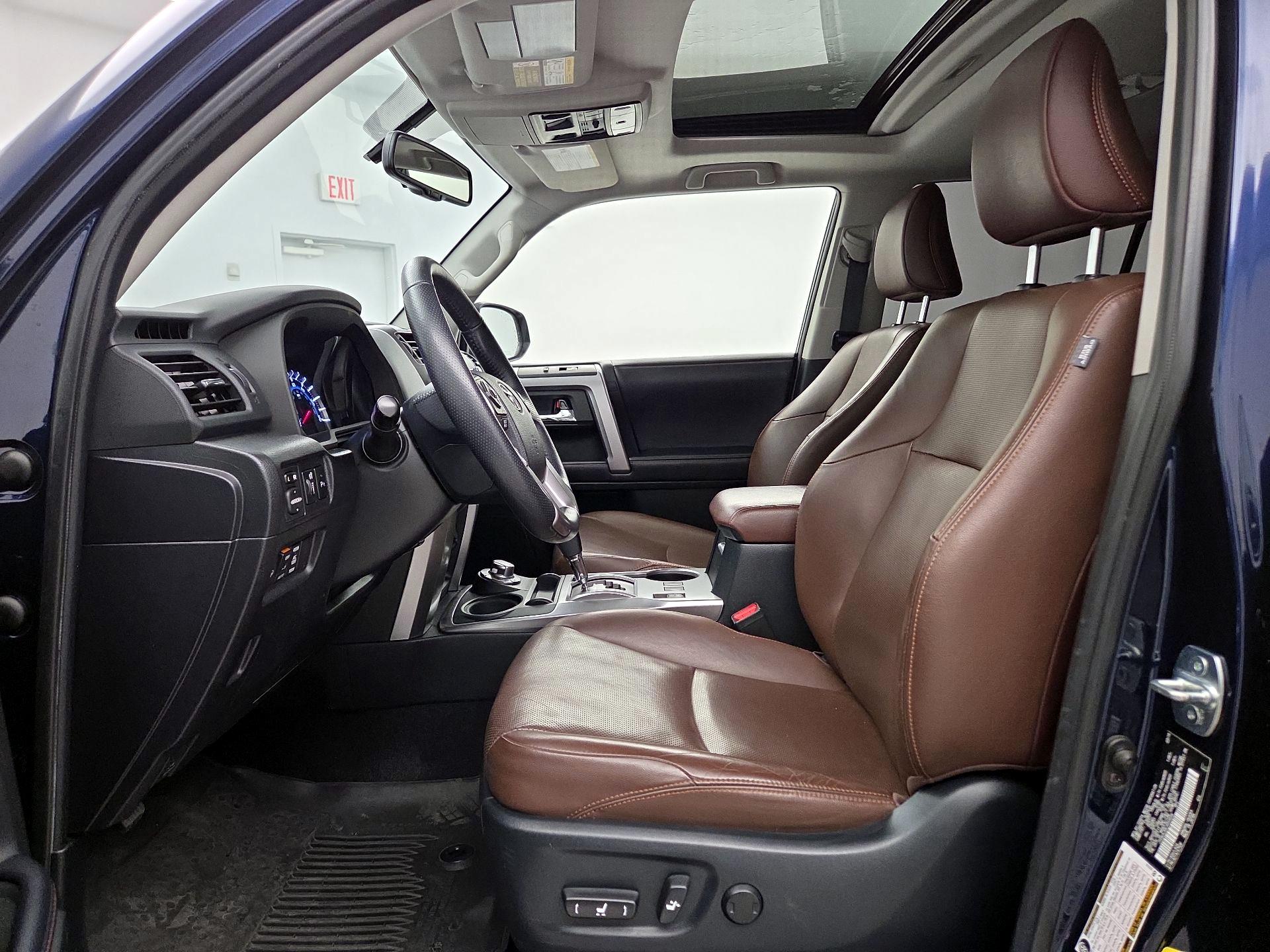 Thumbnail: 2018 Toyota 4Runner - 11