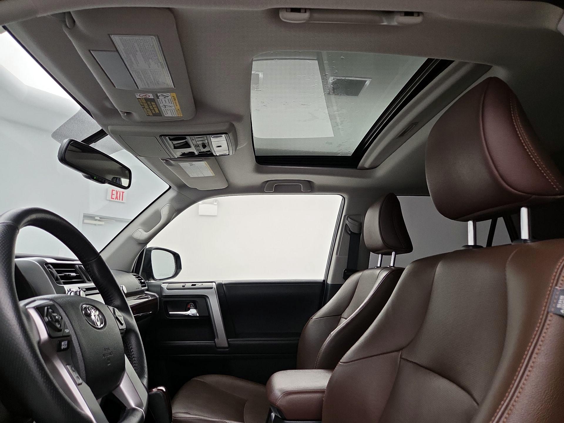 Thumbnail: 2018 Toyota 4Runner - 19