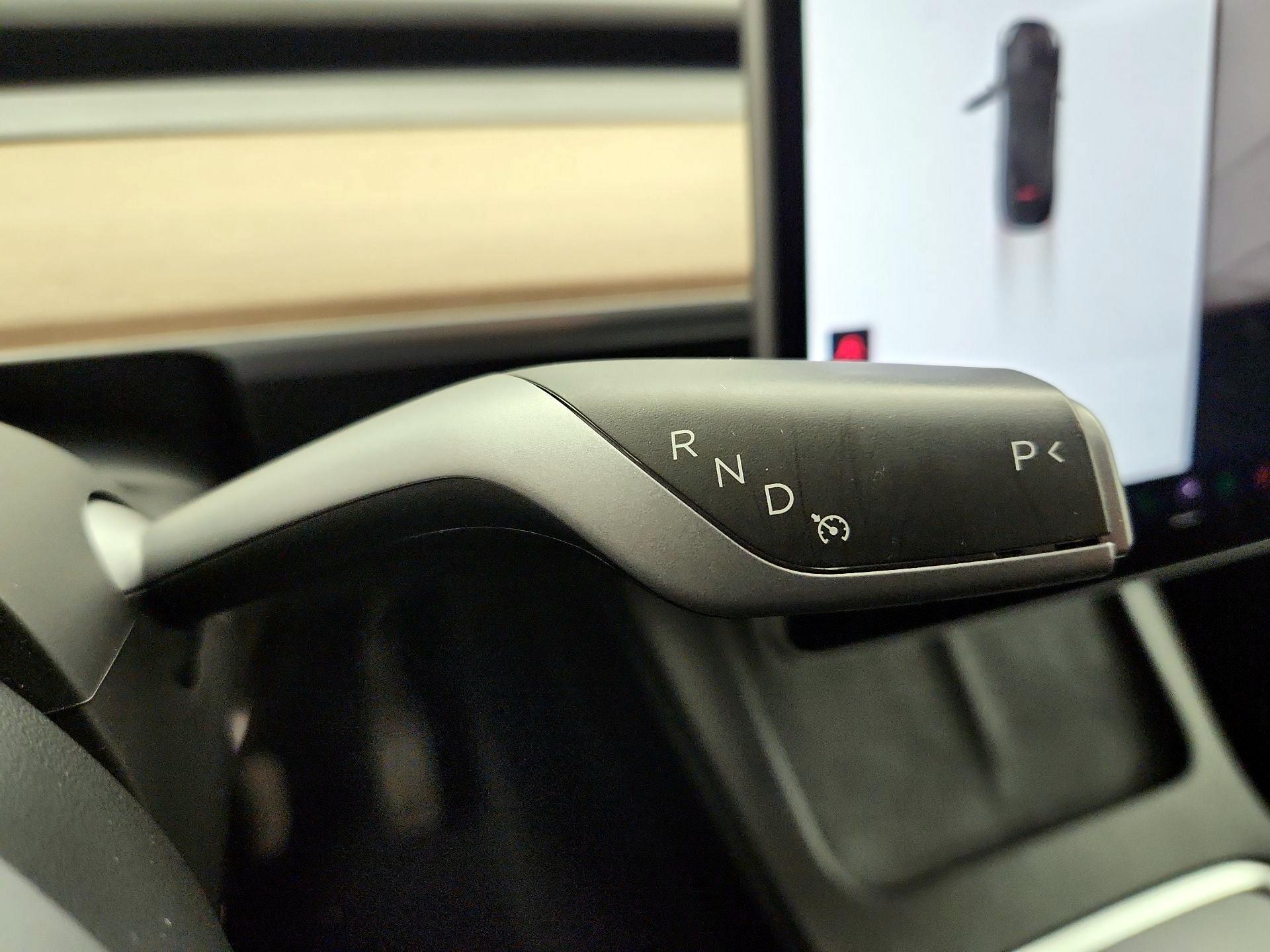 Thumbnail: 2022 Tesla Model Y - 17