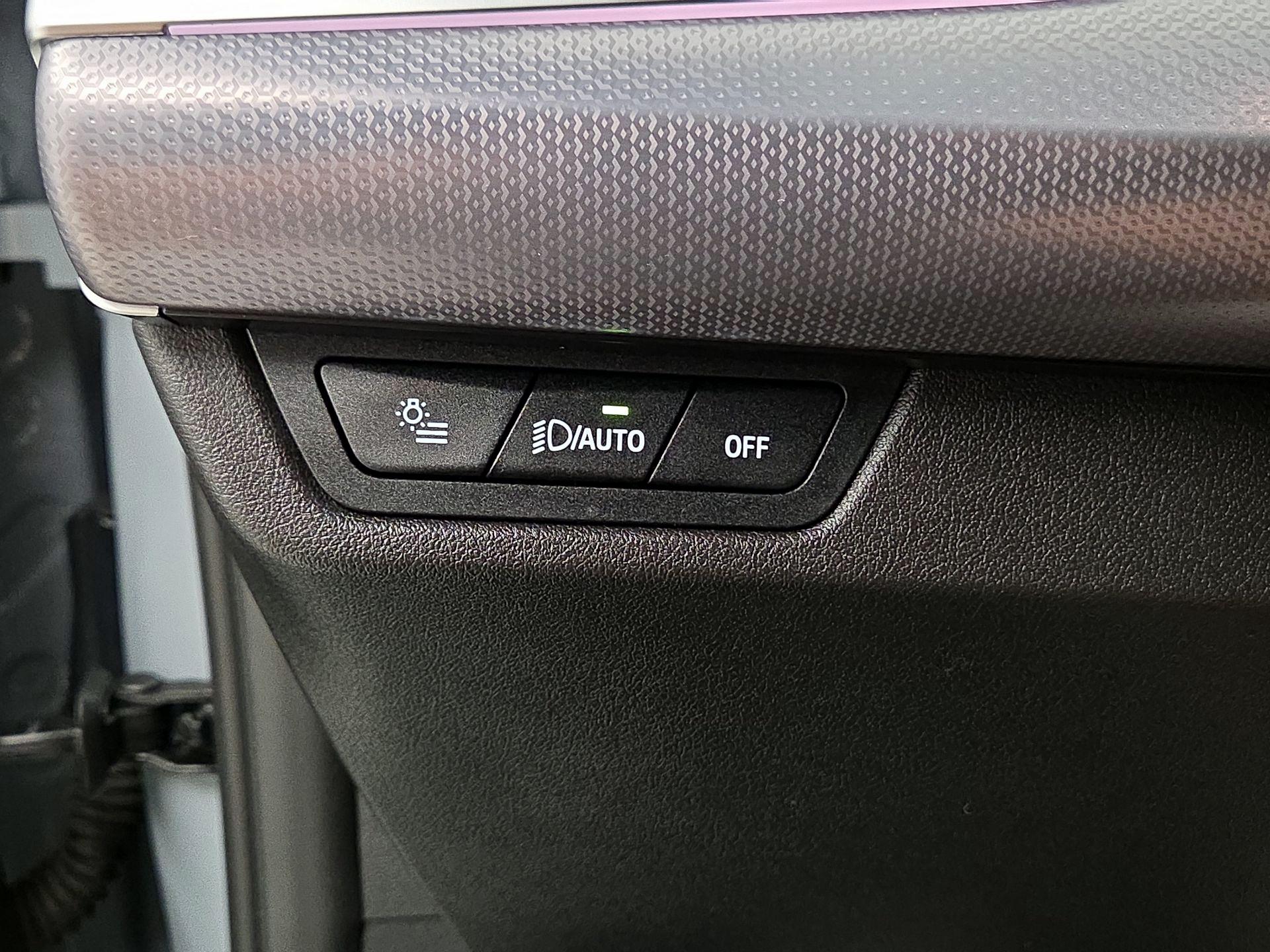 Thumbnail: 2024 BMW X2 - 13