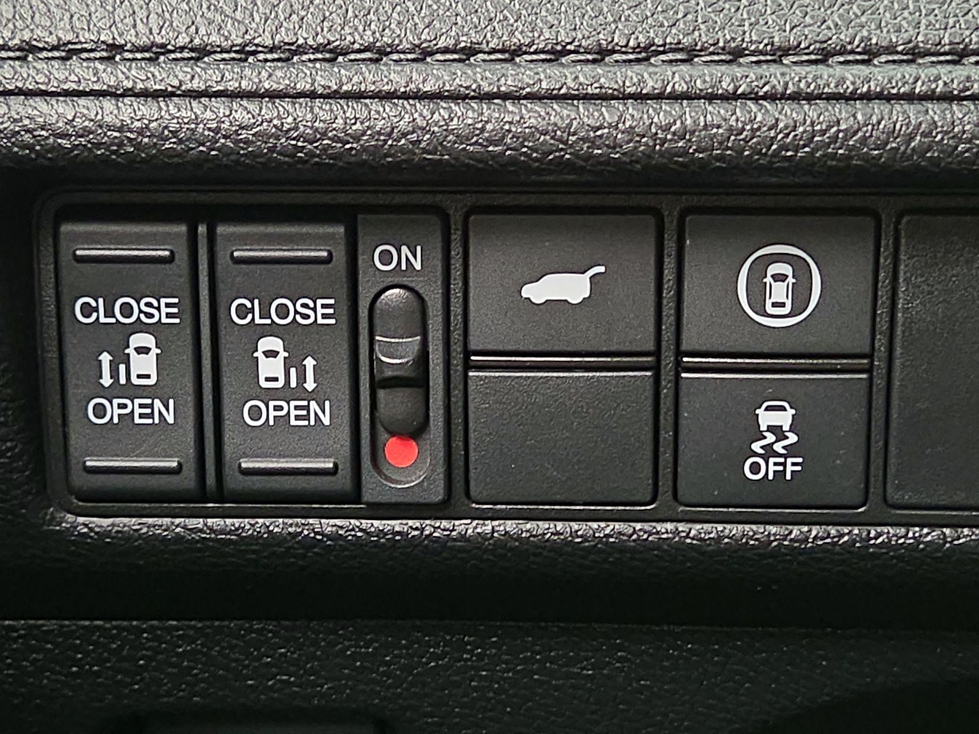 Thumbnail: 2024 Honda Odyssey - 13