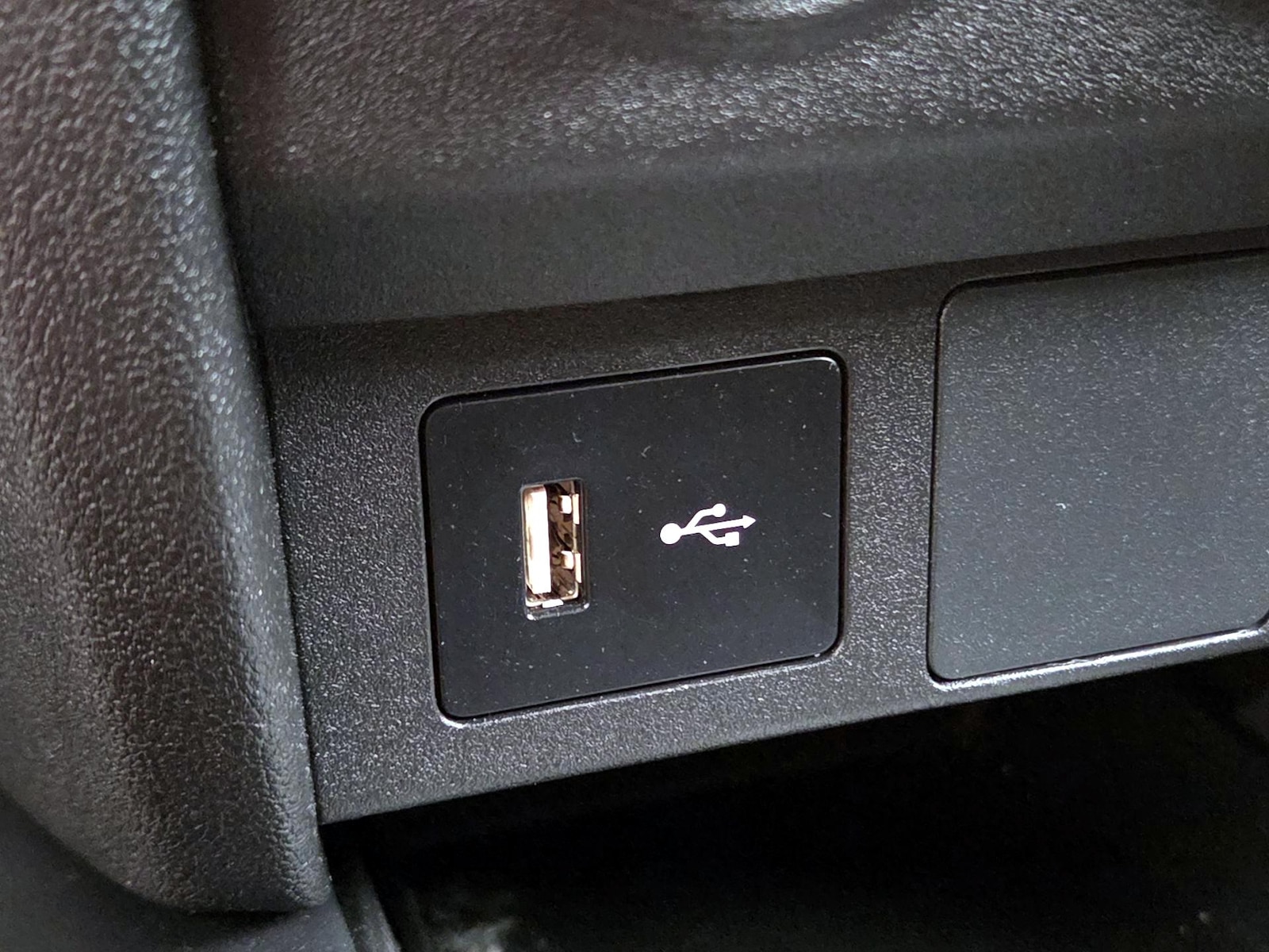 2025 Mitsubishi Outlander Sport S - Photo 19