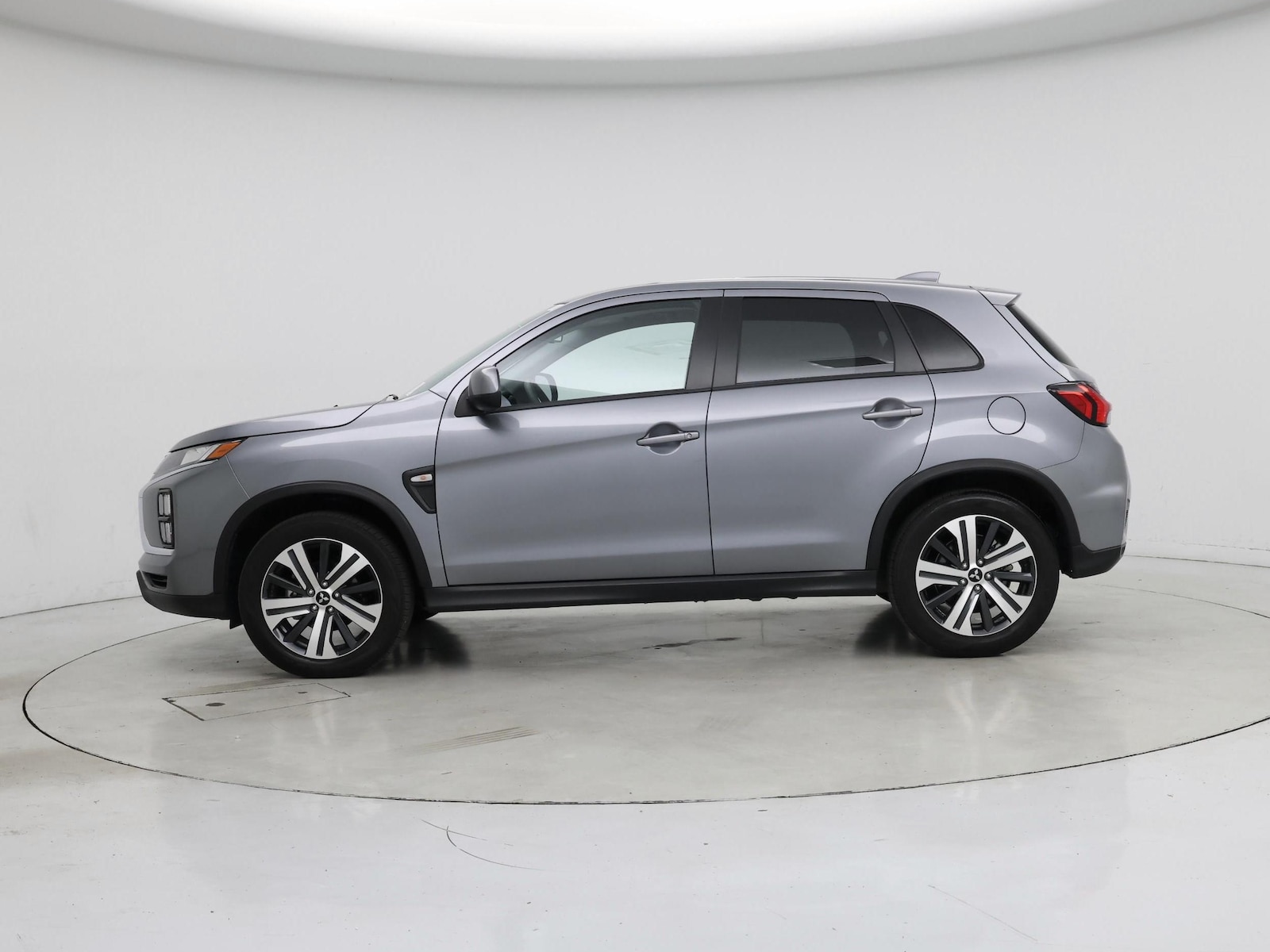 2025 Mitsubishi Outlander Sport S - Photo 4