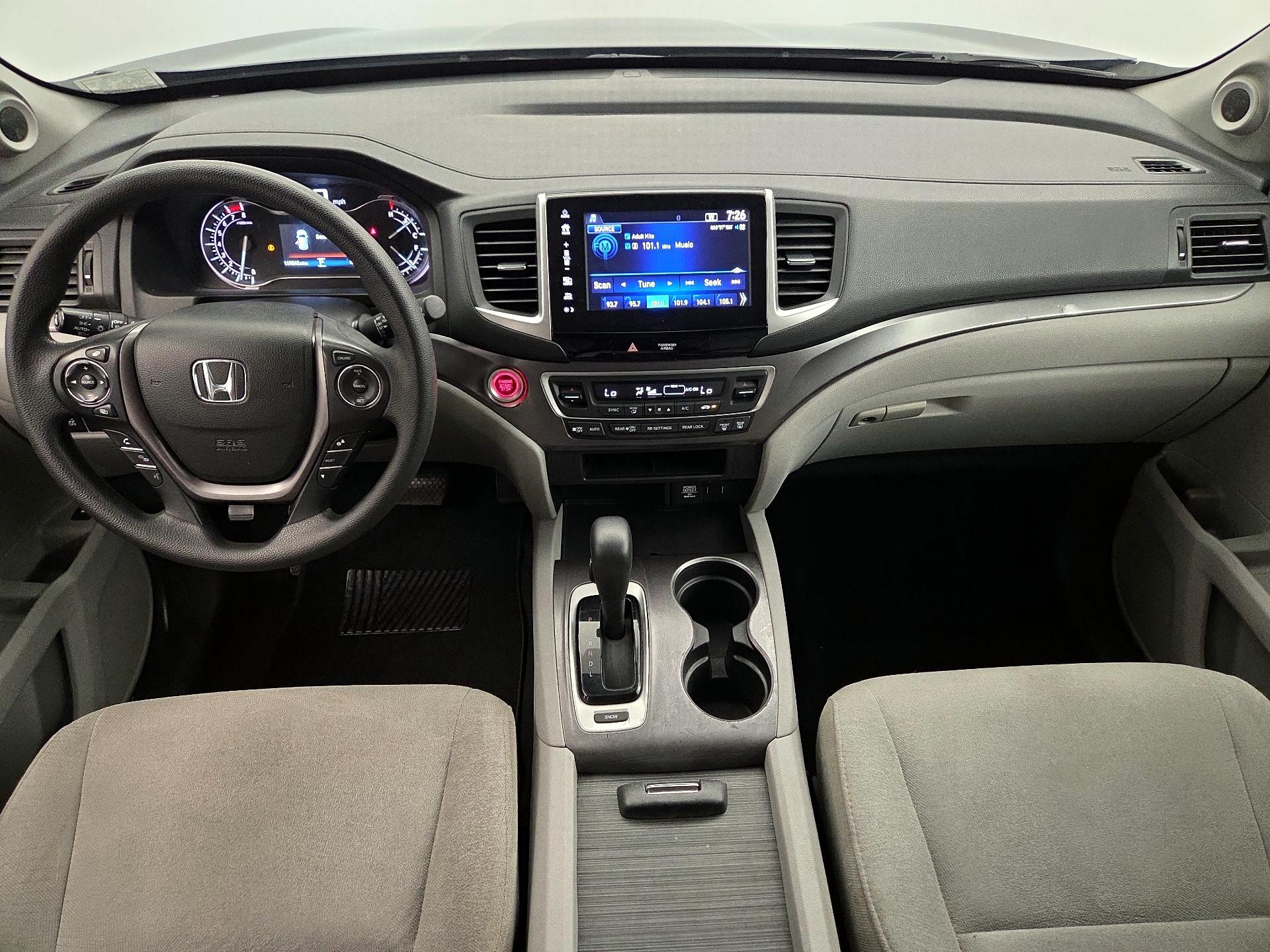 Thumbnail: 2018 Honda Pilot - 9